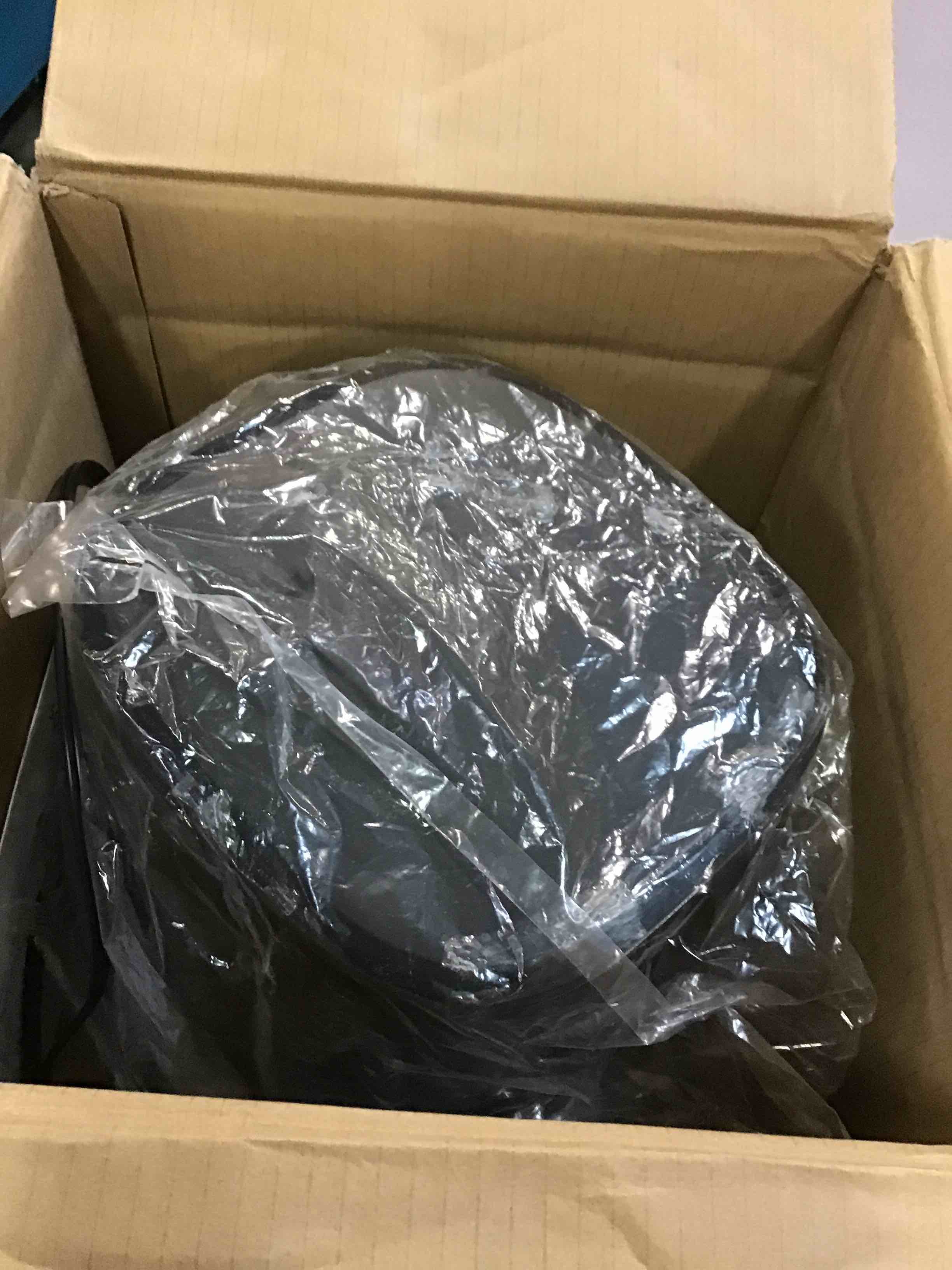 https://s3.amazonaws.com/lotting-images-prod/bidfta/RED5988360_1707497079909.jpeg
