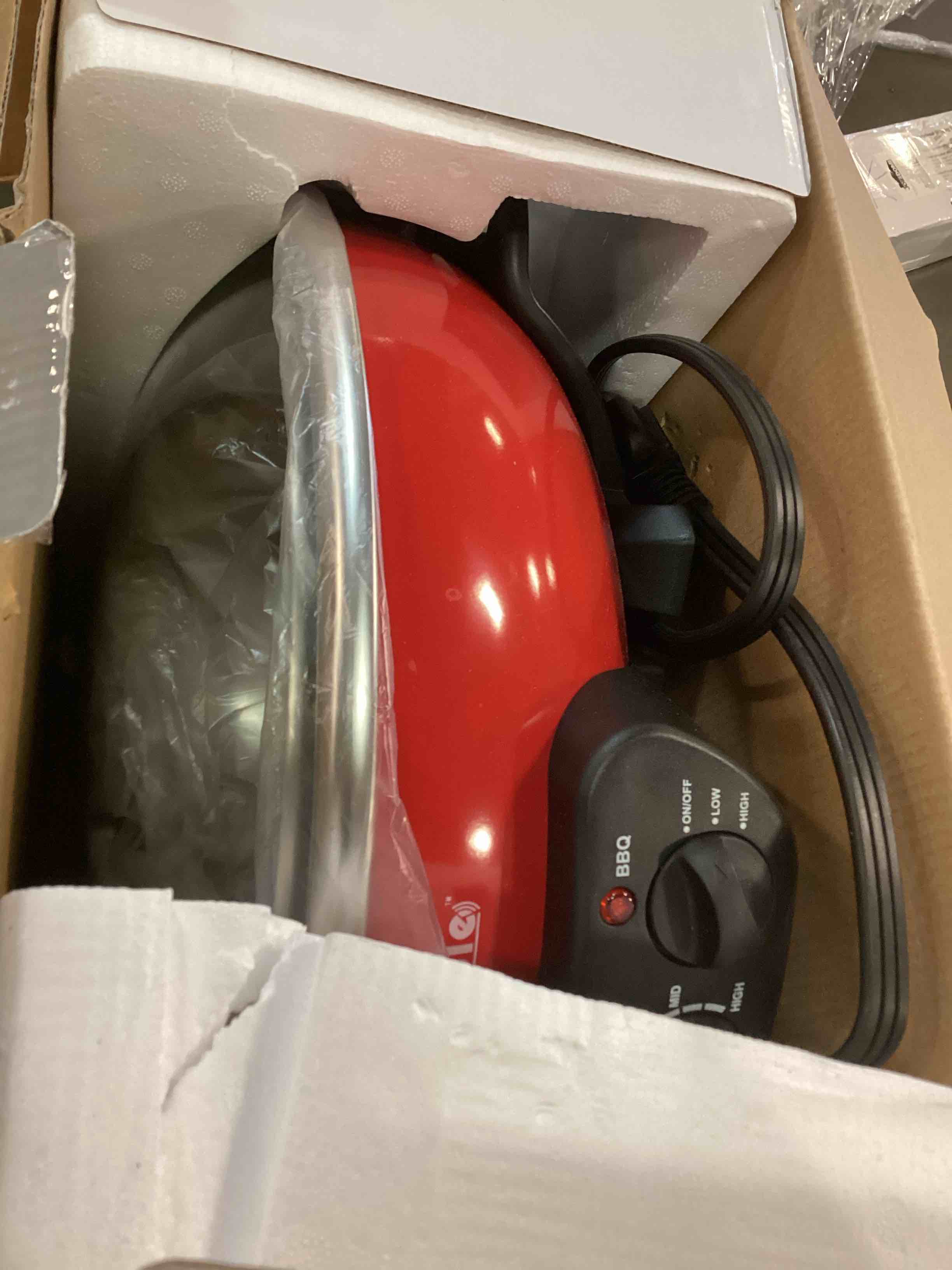 https://s3.amazonaws.com/lotting-images-prod/bidfta/RED5988678_1707058159685.jpeg
