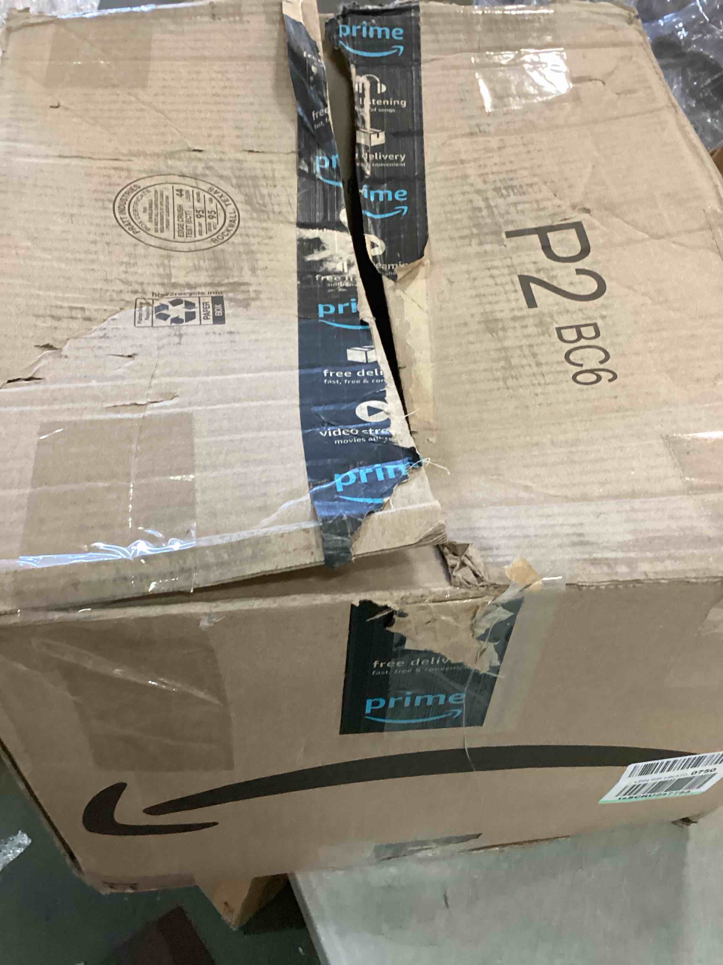 https://s3.amazonaws.com/lotting-images-prod/bidfta/RED5988725_1707065479784.jpeg