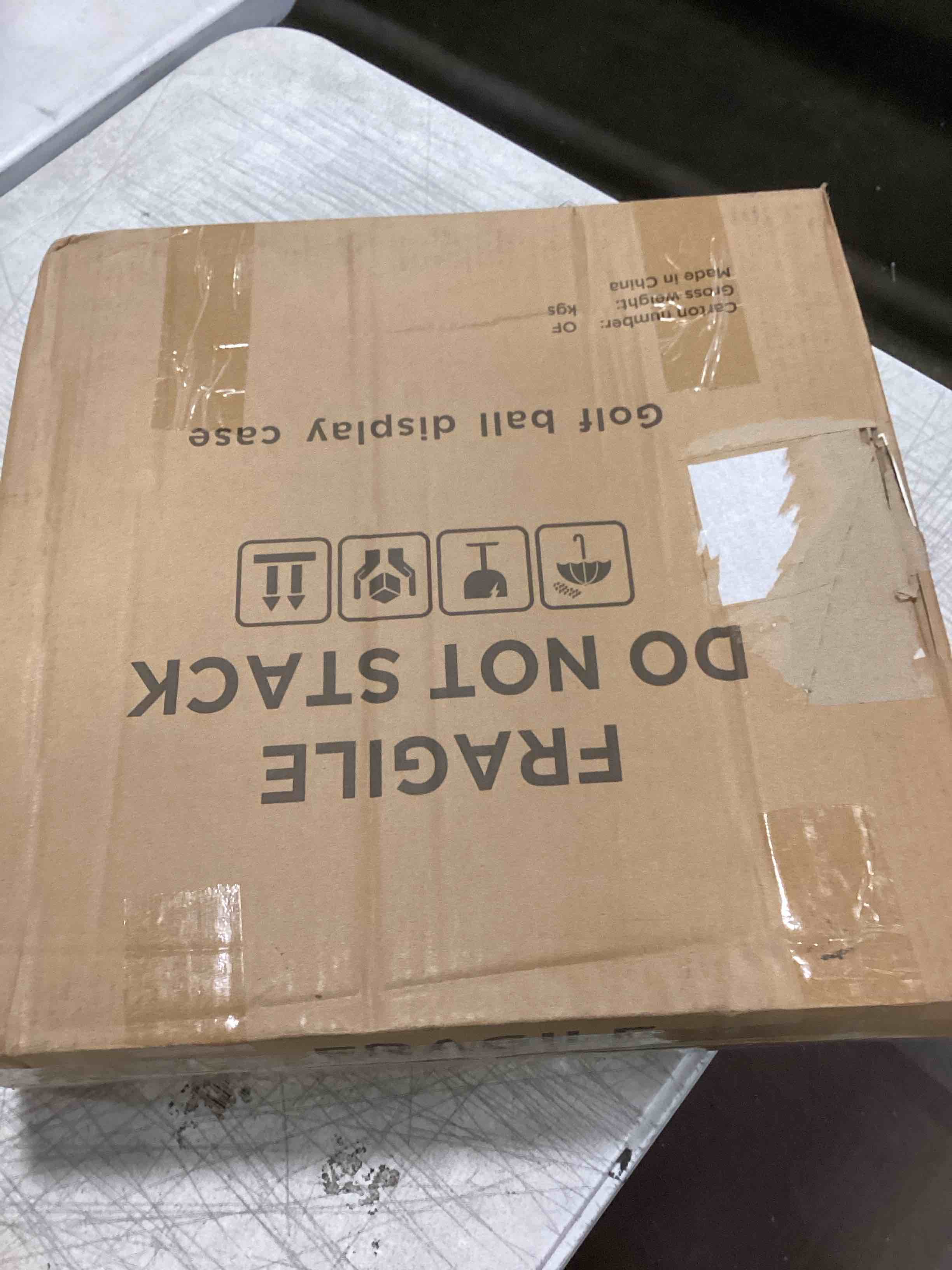 https://s3.amazonaws.com/lotting-images-prod/bidfta/RED5988888_1707140021426.jpeg