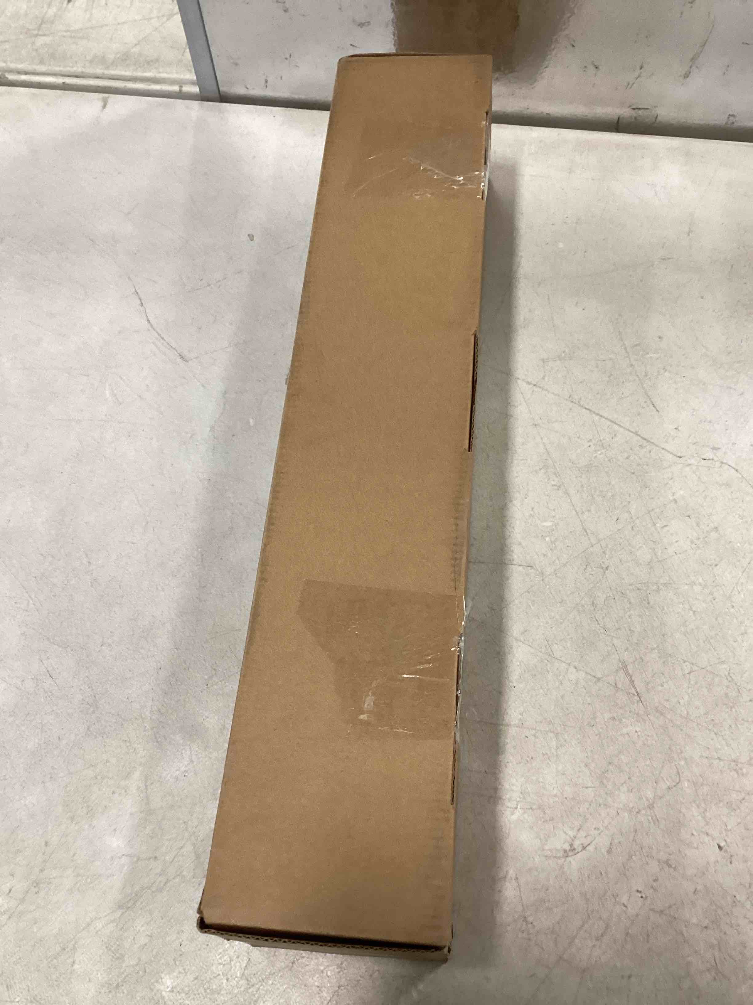 https://s3.amazonaws.com/lotting-images-prod/bidfta/RED5989328_1707253305806.jpeg