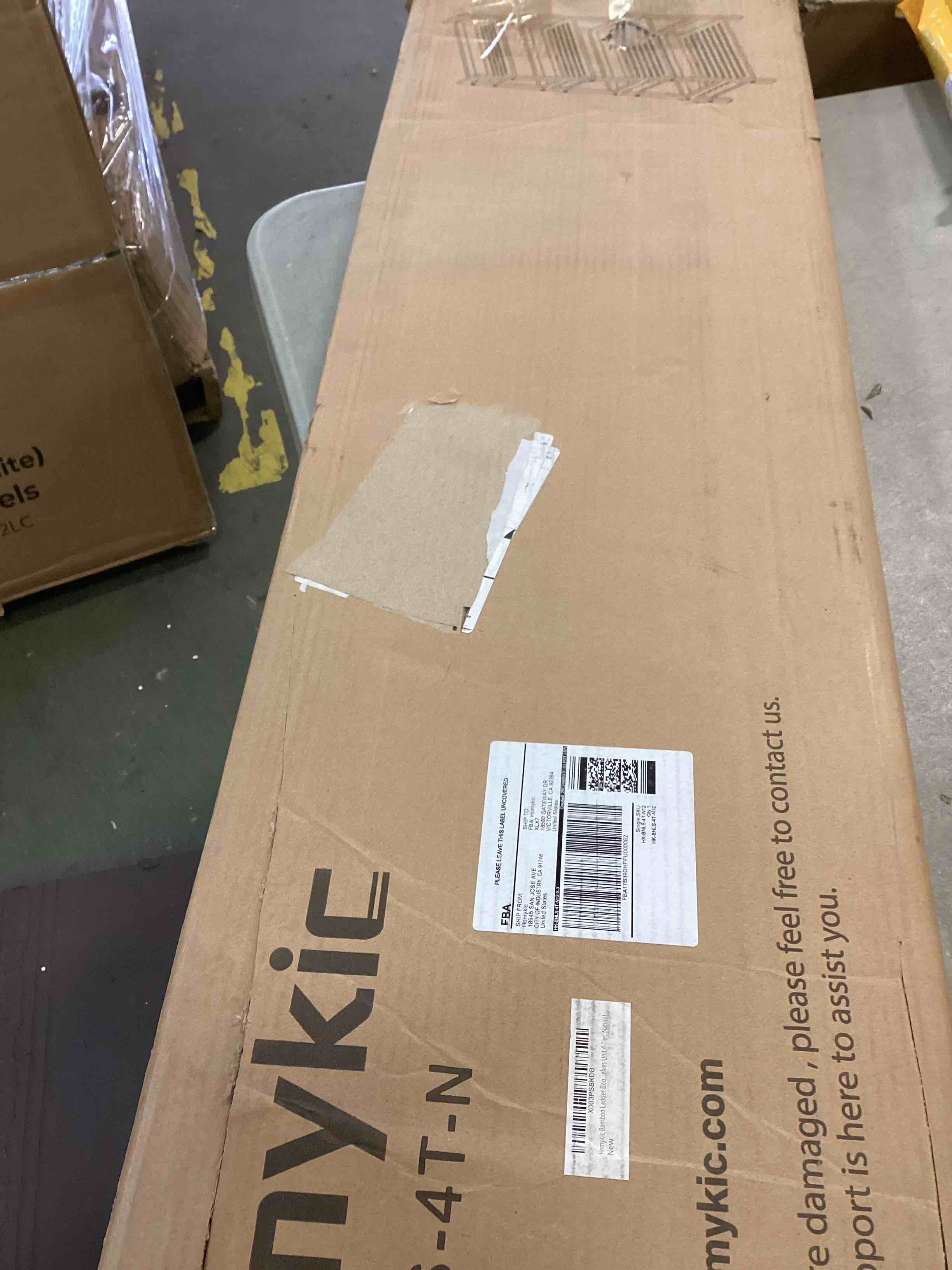 https://s3.amazonaws.com/lotting-images-prod/bidfta/RED5989661_1707405797882.jpeg