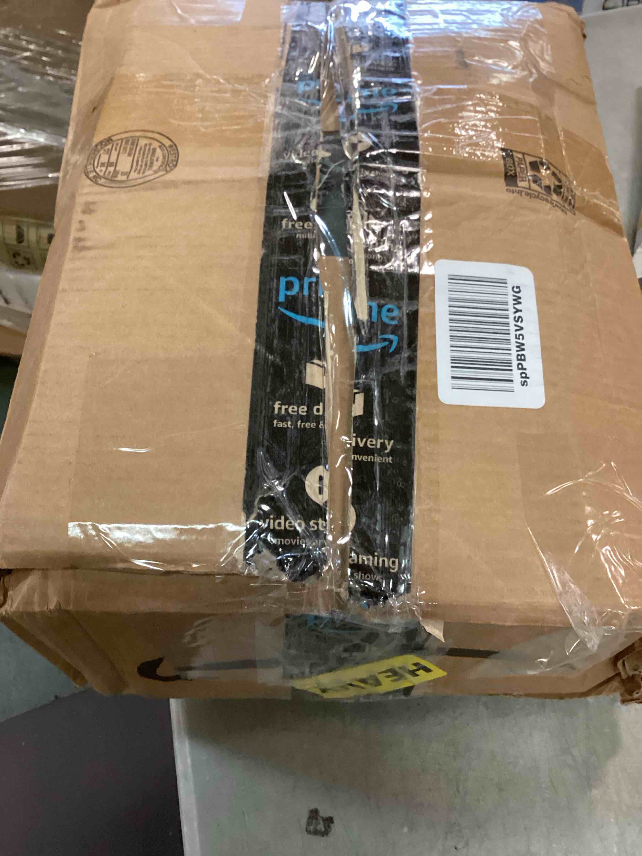 https://s3.amazonaws.com/lotting-images-prod/bidfta/RED5989788_1707423961624.jpeg