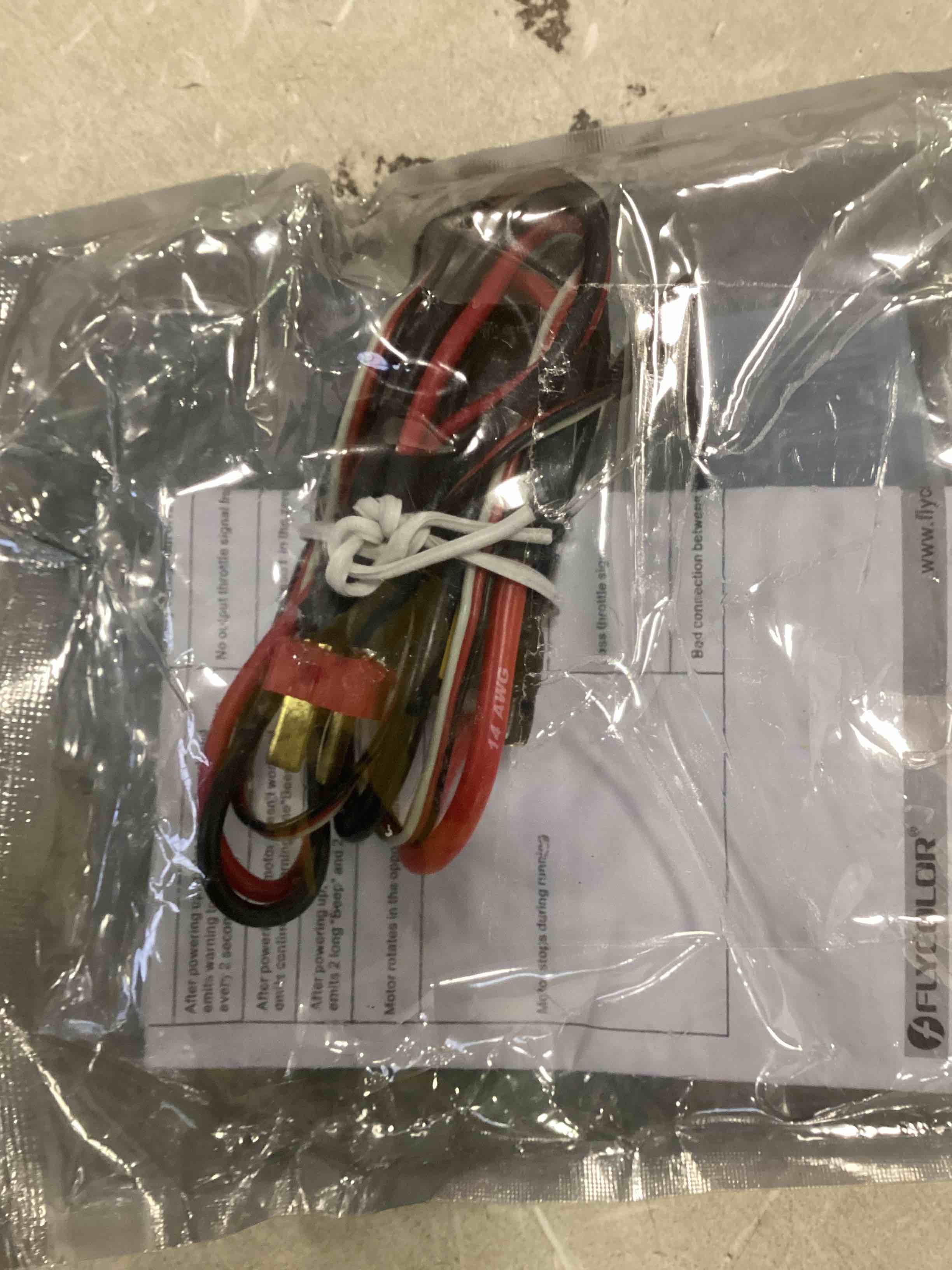 https://s3.amazonaws.com/lotting-images-prod/bidfta/RED5990246_1707483666917.jpeg