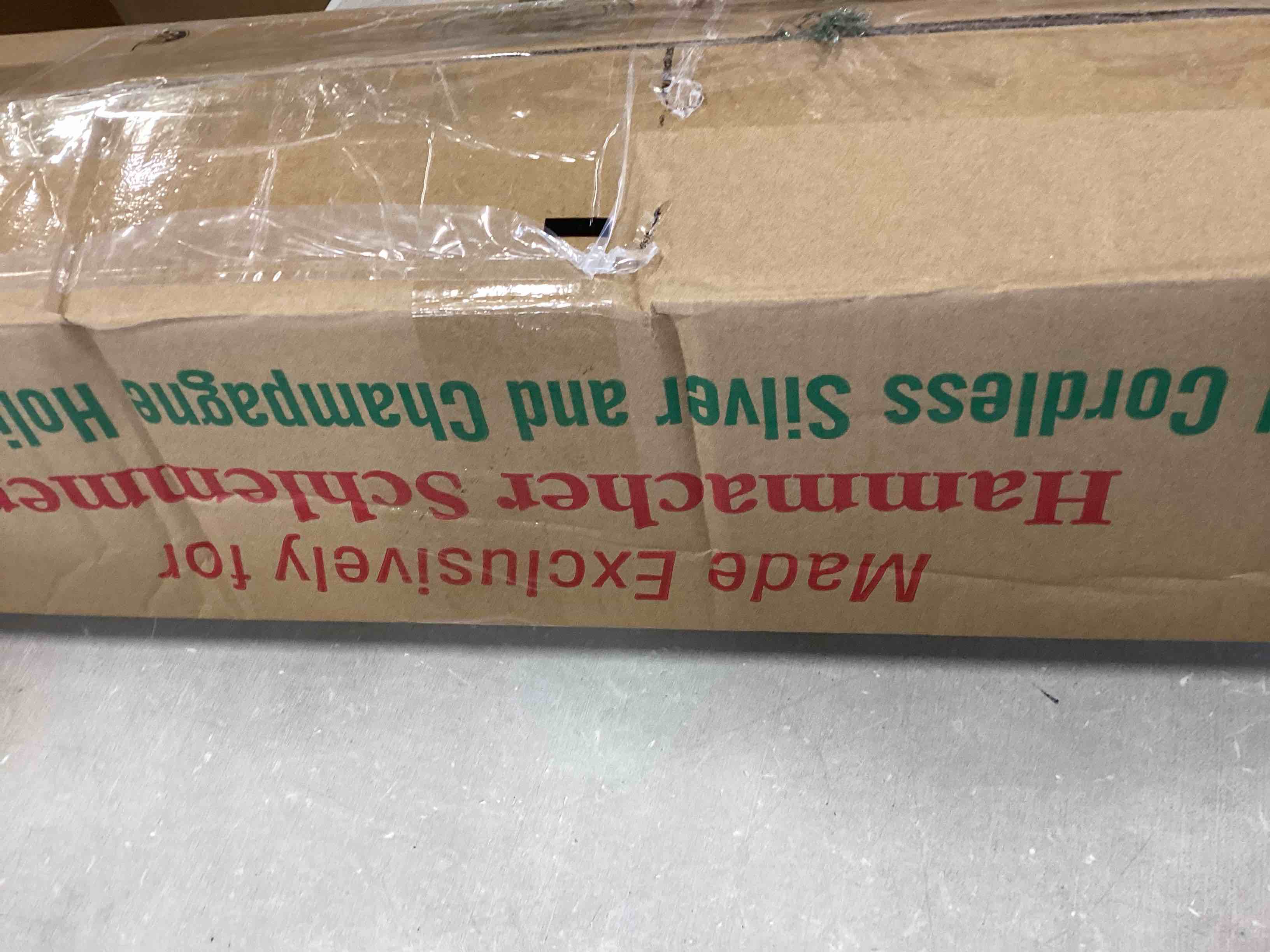 https://s3.amazonaws.com/lotting-images-prod/bidfta/RED5990320_1707492529540.jpeg