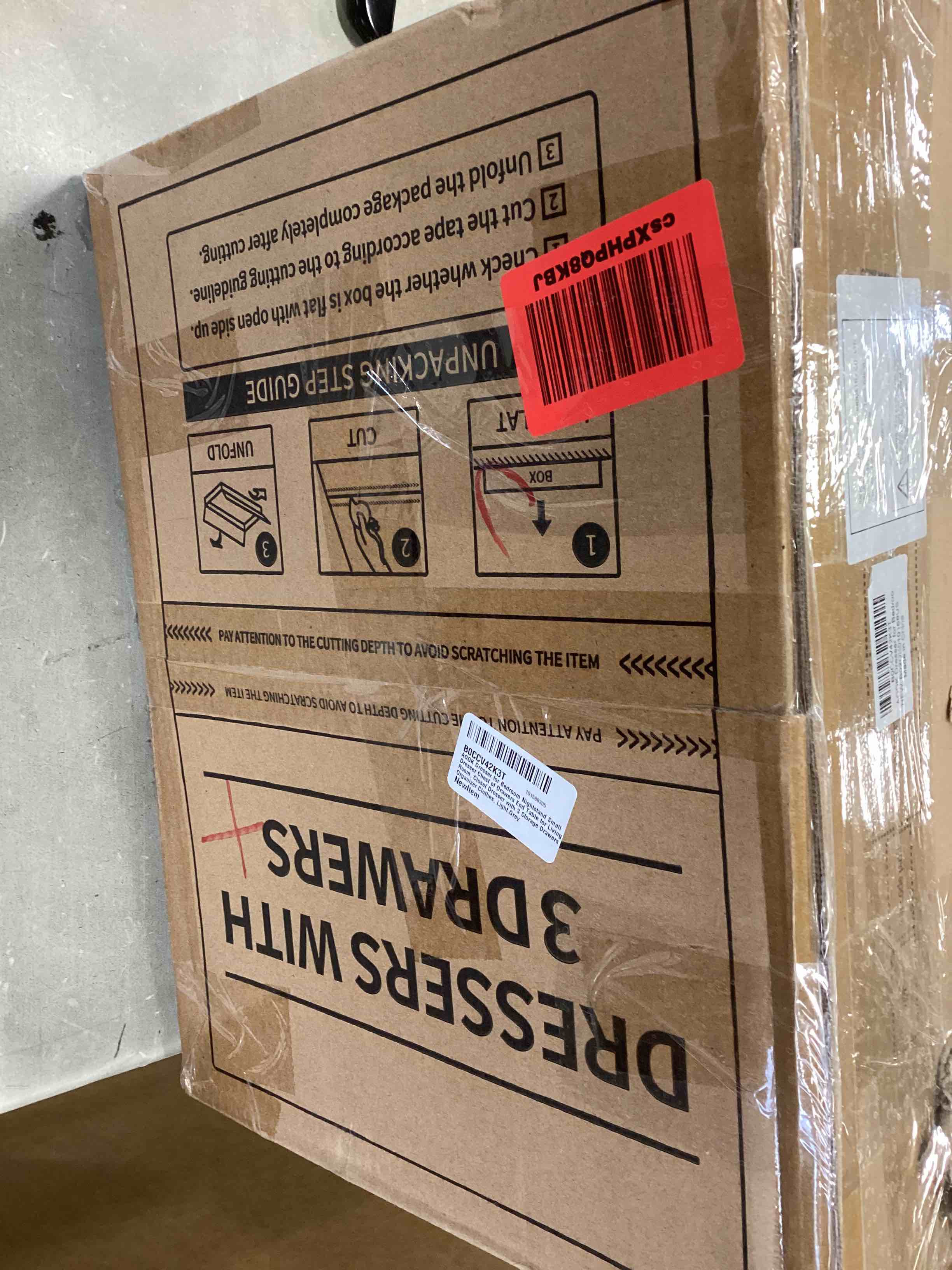 https://s3.amazonaws.com/lotting-images-prod/bidfta/RED5991242_1707772184958.jpeg