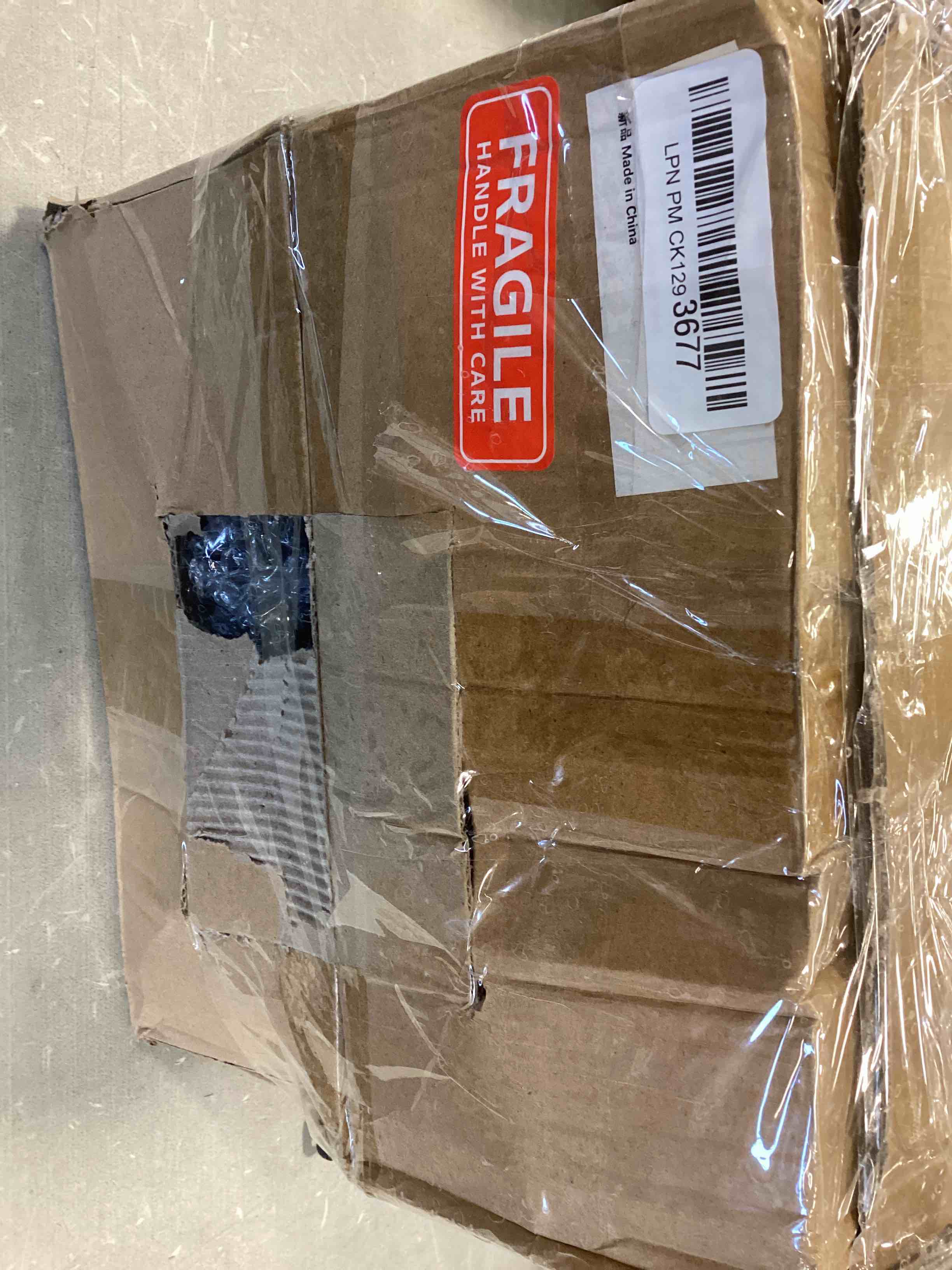 https://s3.amazonaws.com/lotting-images-prod/bidfta/RED5991332_1707832325359.jpeg