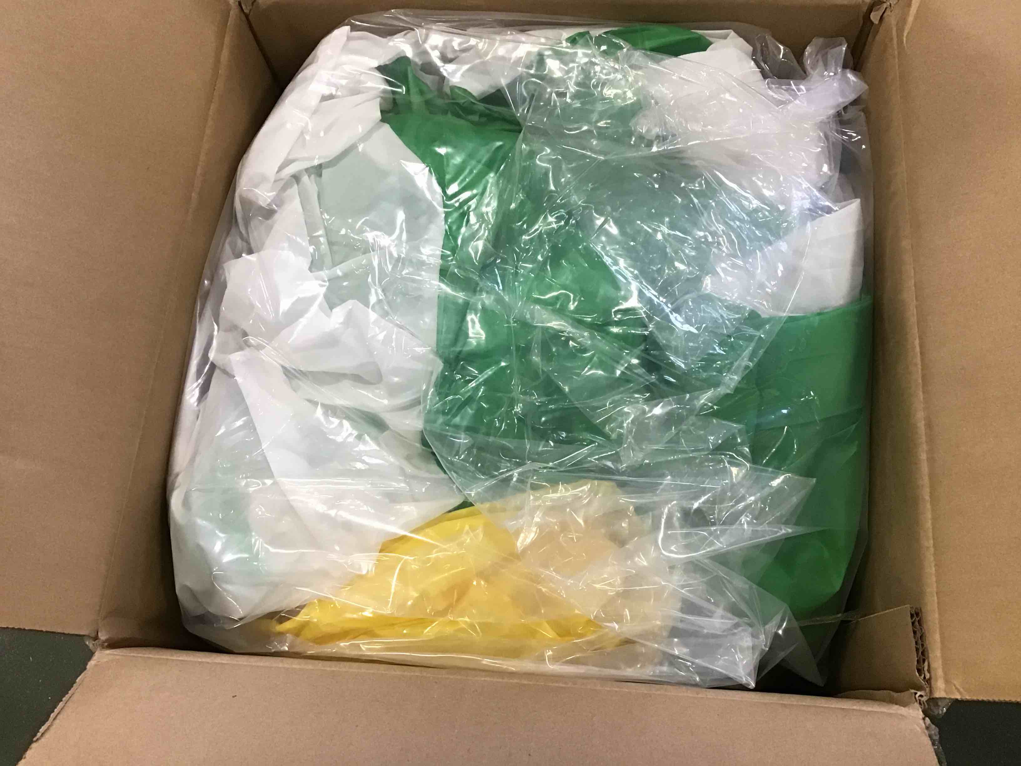 https://s3.amazonaws.com/lotting-images-prod/bidfta/RED5992126_1707744531115.jpeg