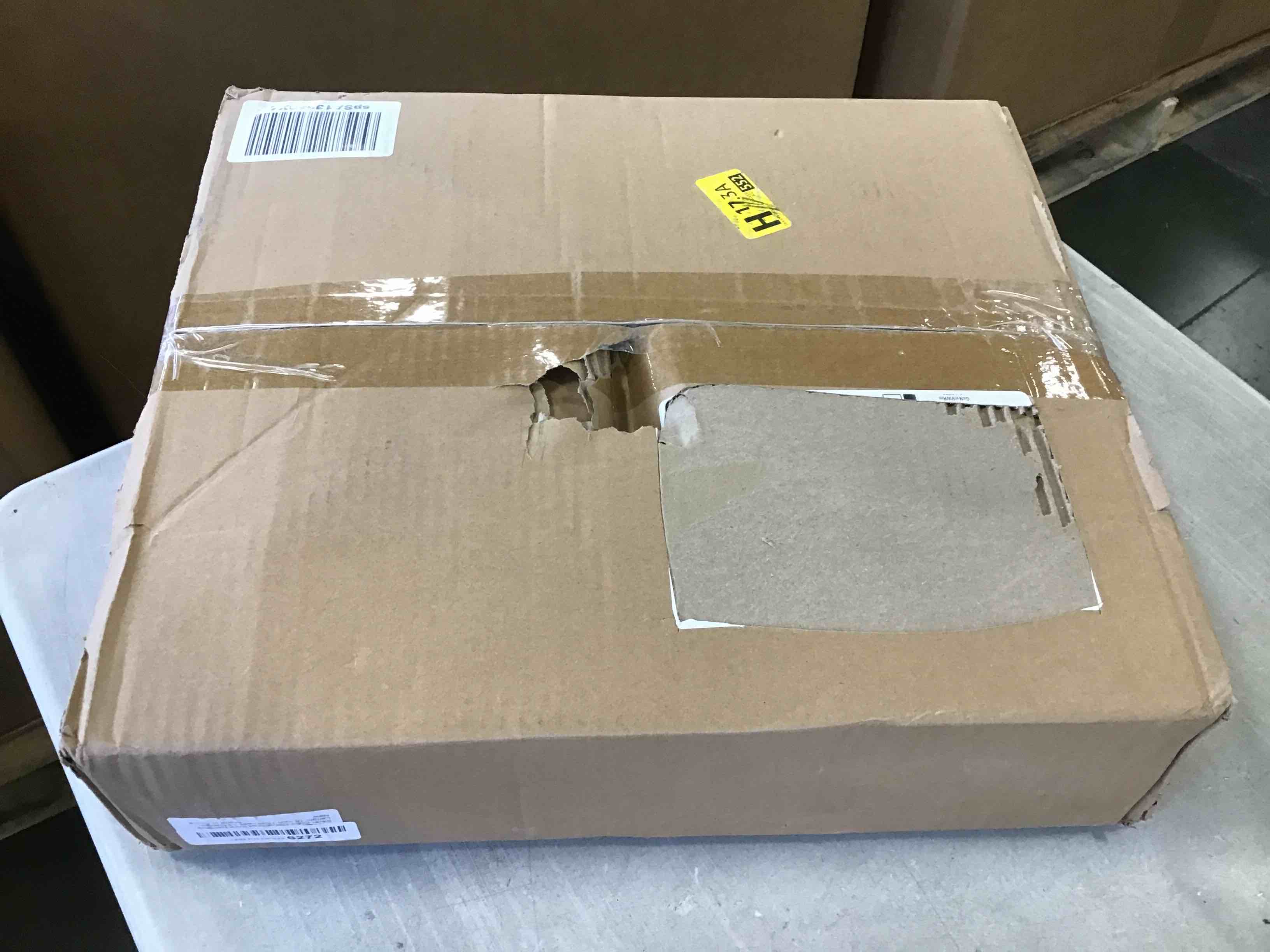 https://s3.amazonaws.com/lotting-images-prod/bidfta/RED5992328_1707846576479.jpeg