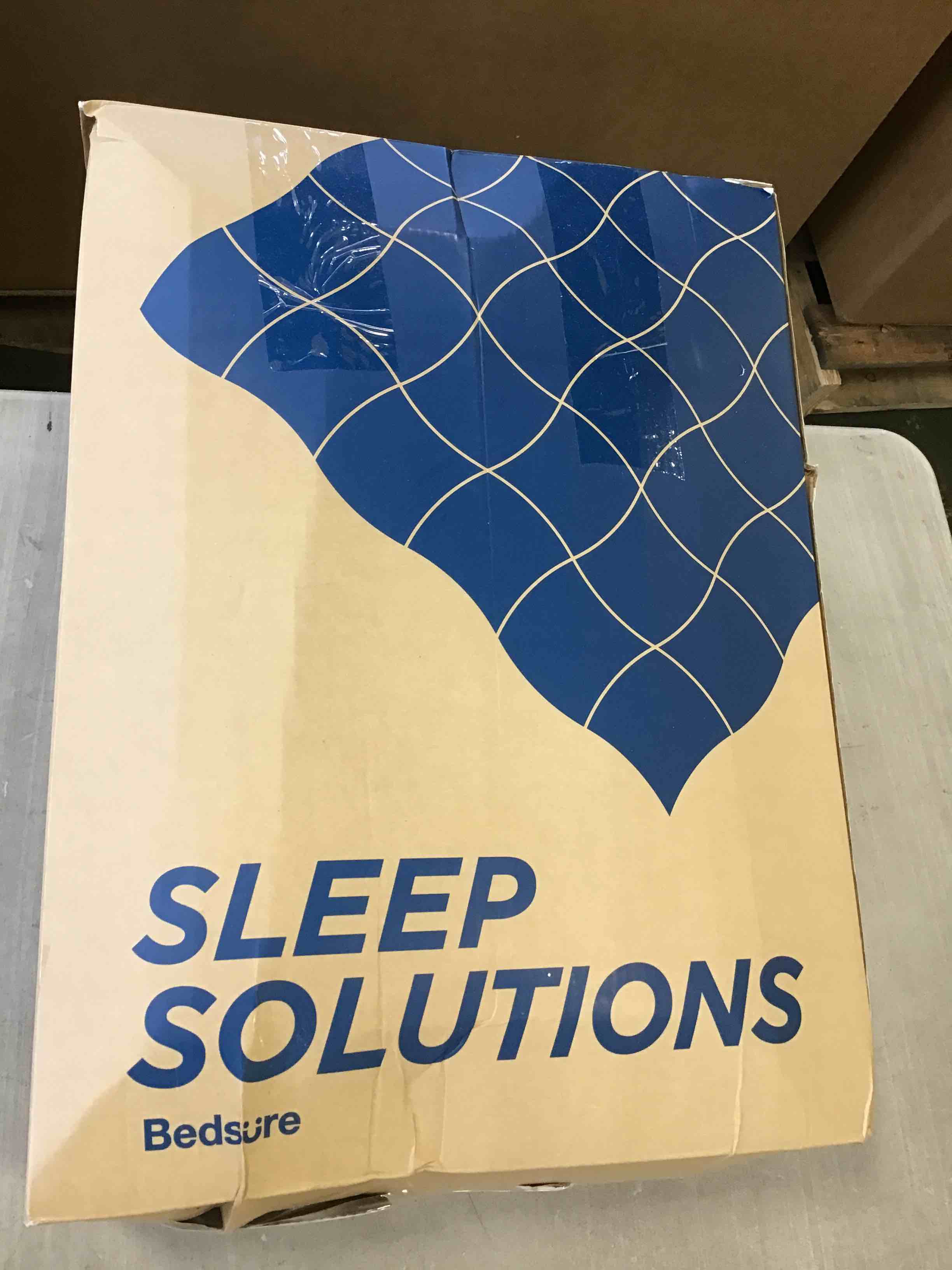 https://s3.amazonaws.com/lotting-images-prod/bidfta/RED5992347_1707848989144.jpeg