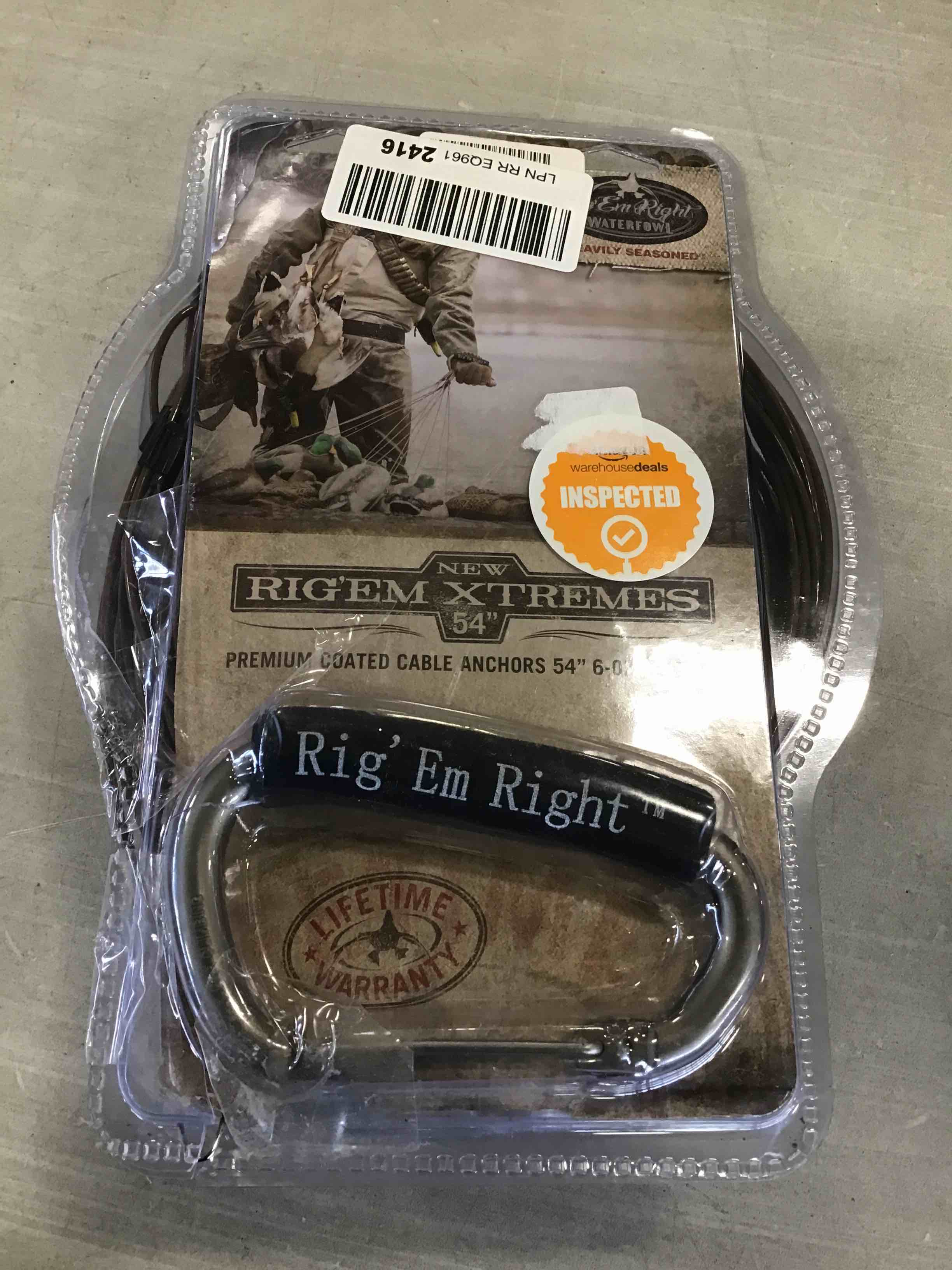 https://s3.amazonaws.com/lotting-images-prod/bidfta/RED5992361_1707850558902.jpeg