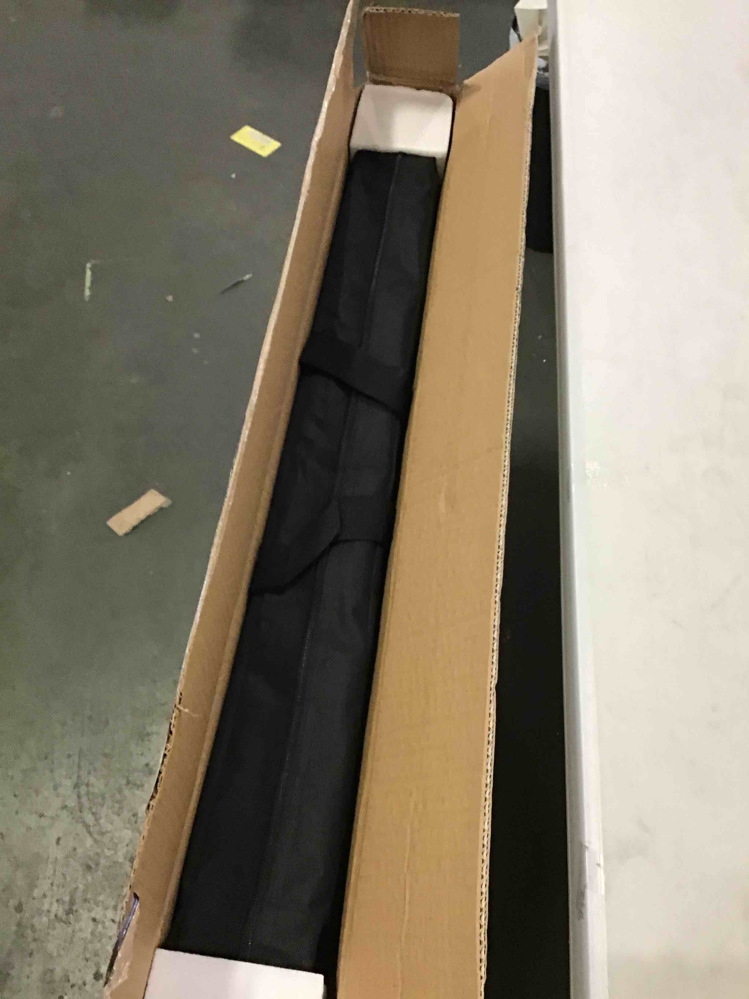 https://s3.amazonaws.com/lotting-images-prod/bidfta/RED5993119_1707235970464.jpeg