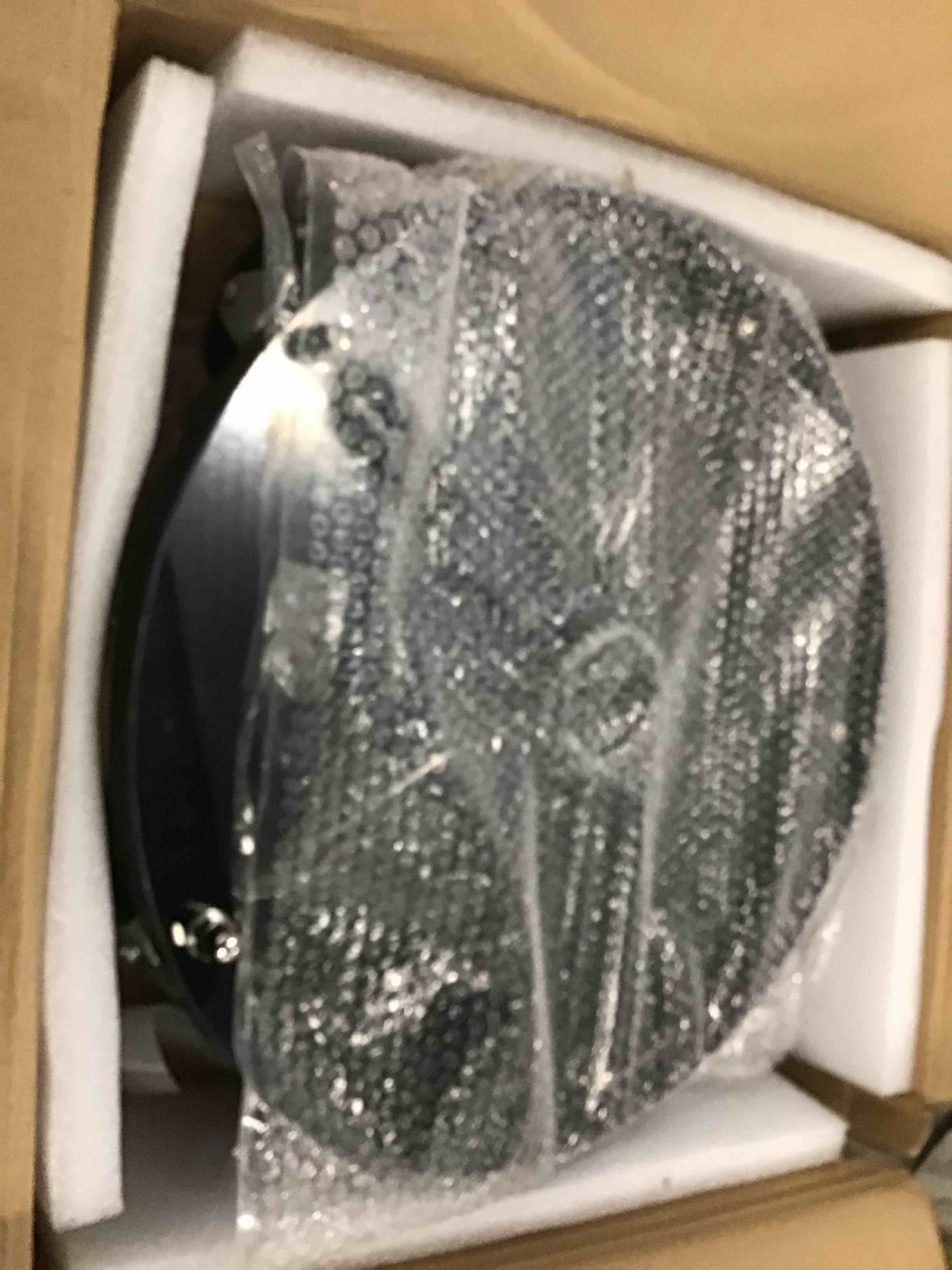 https://s3.amazonaws.com/lotting-images-prod/bidfta/RED5993694_1707506116917.jpeg