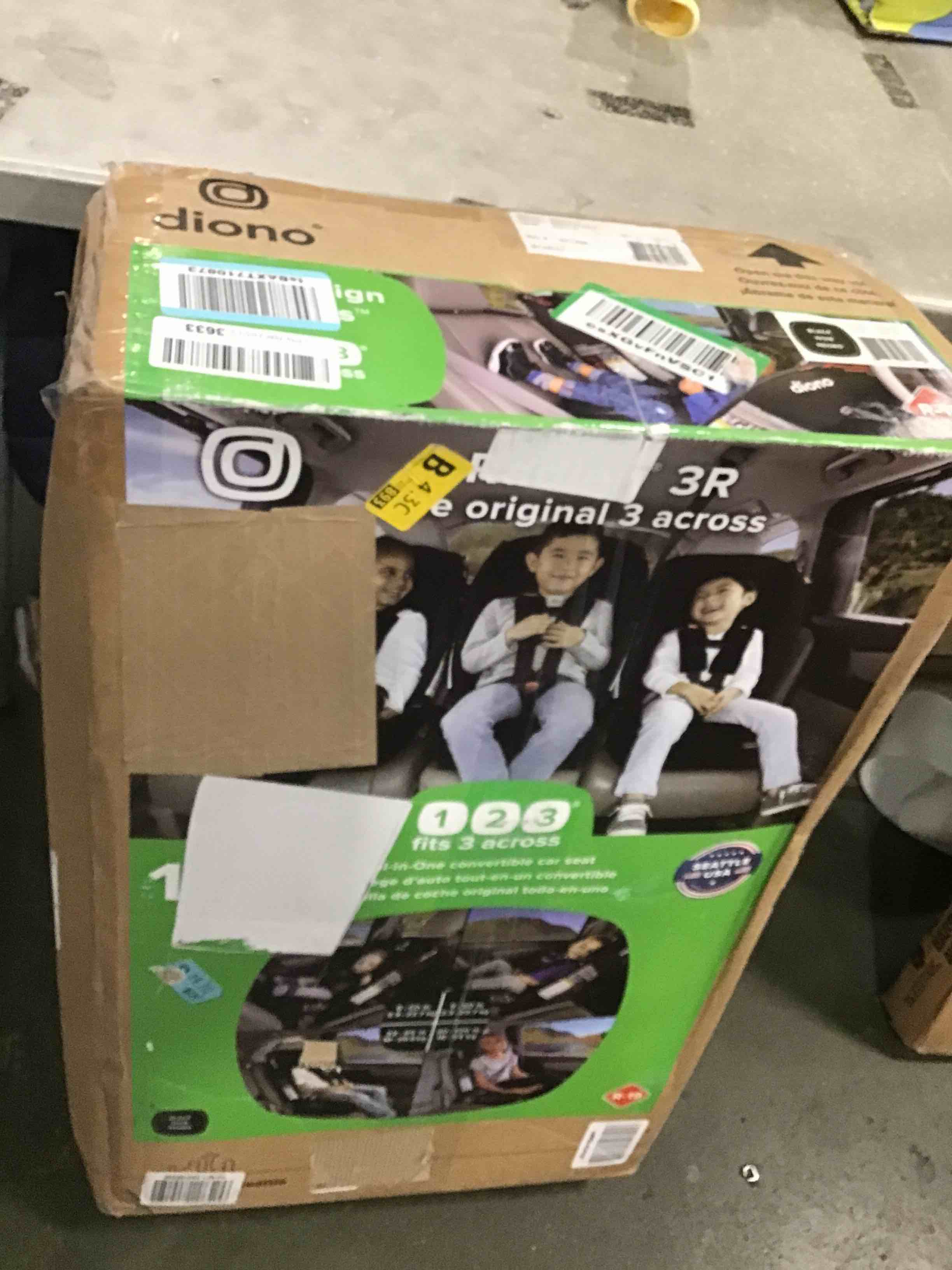 https://s3.amazonaws.com/lotting-images-prod/bidfta/RED5993764_1707512243412.jpeg