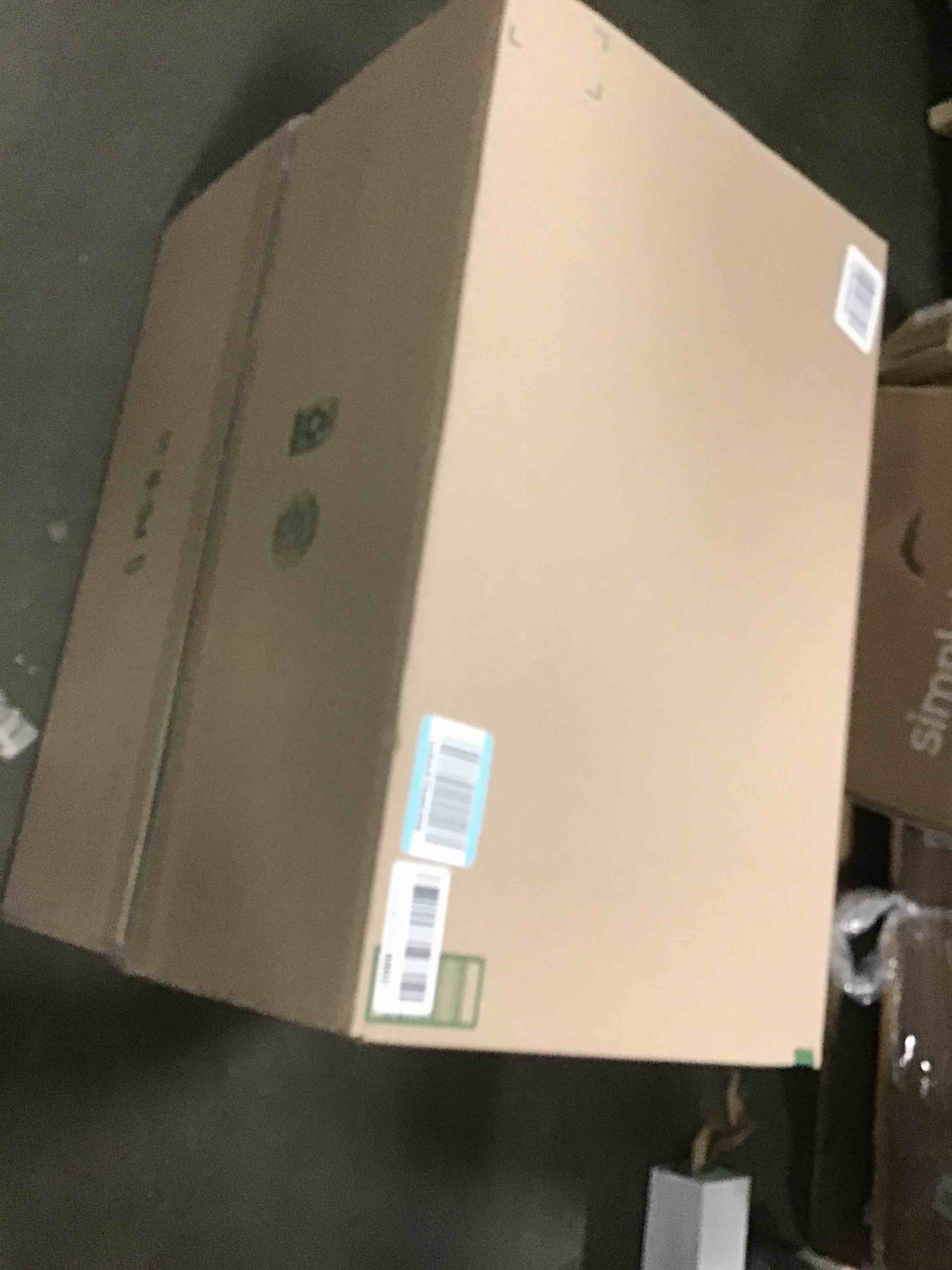 https://s3.amazonaws.com/lotting-images-prod/bidfta/RED5994116_1707739279709.jpeg
