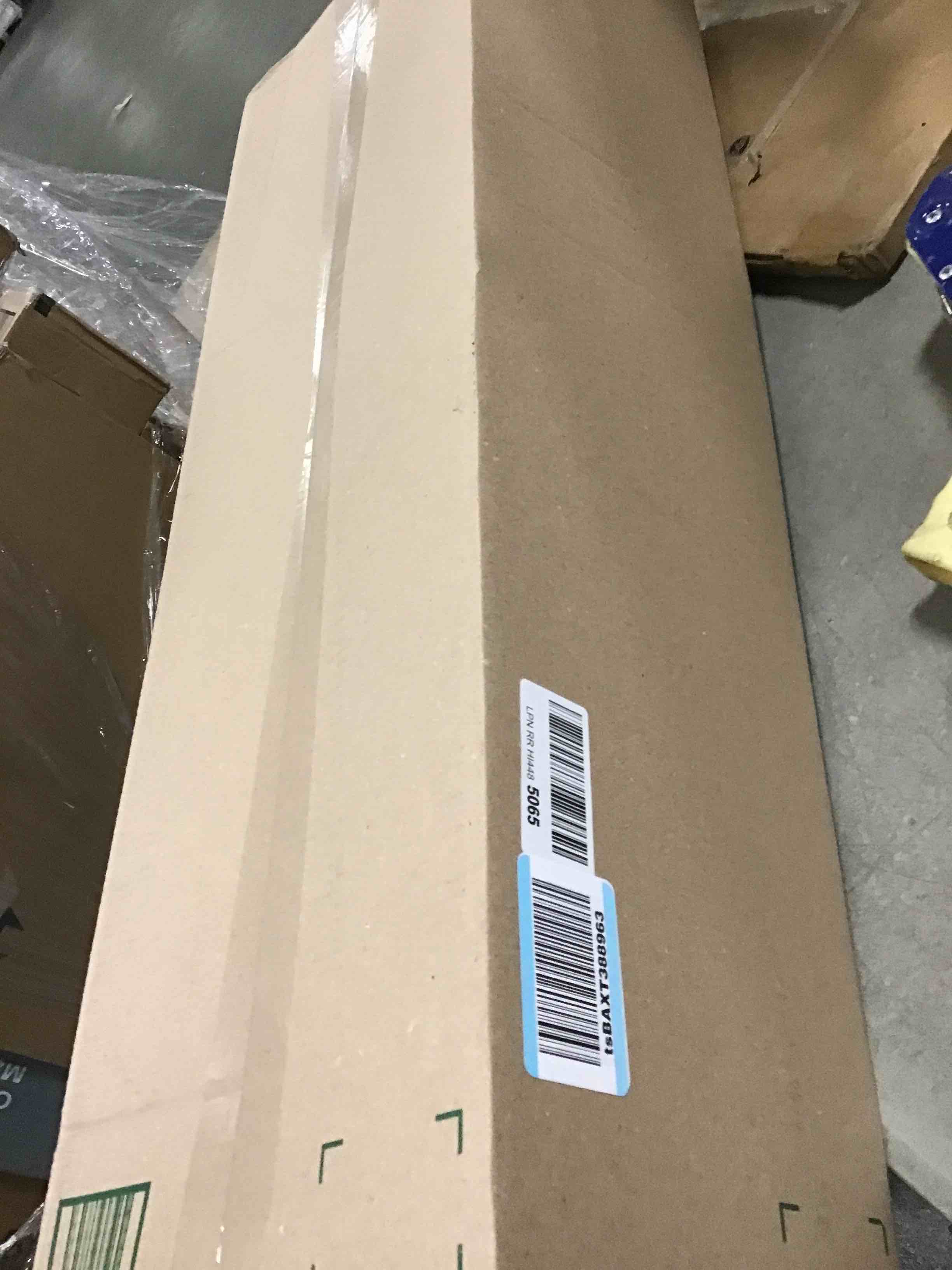 https://s3.amazonaws.com/lotting-images-prod/bidfta/RED5994127_1707740056241.jpeg