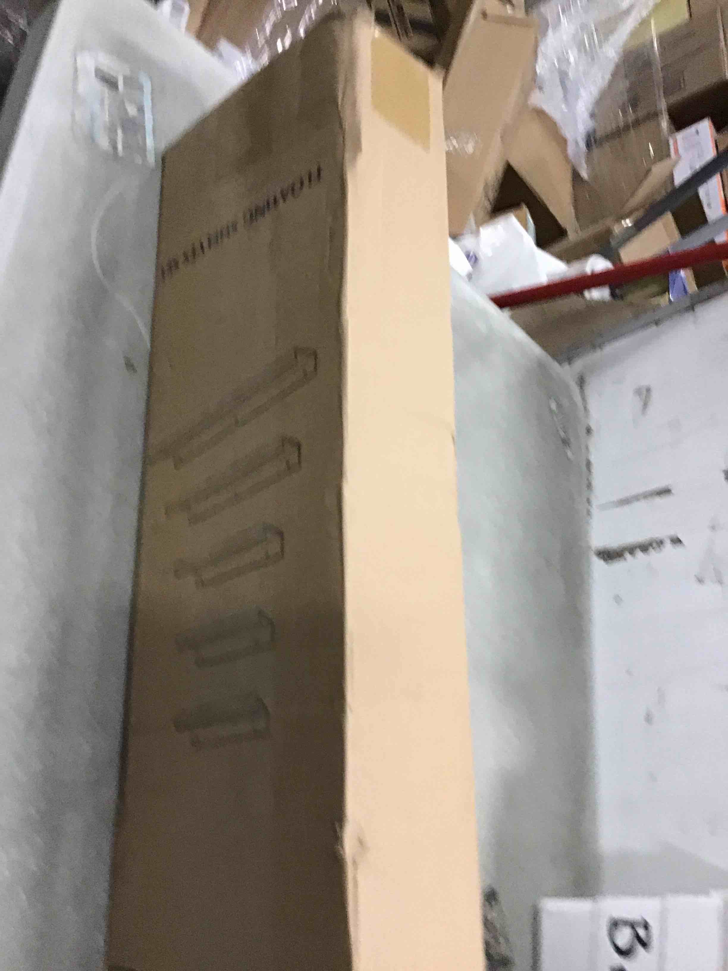 https://s3.amazonaws.com/lotting-images-prod/bidfta/RED5994141_1707740636973.jpeg