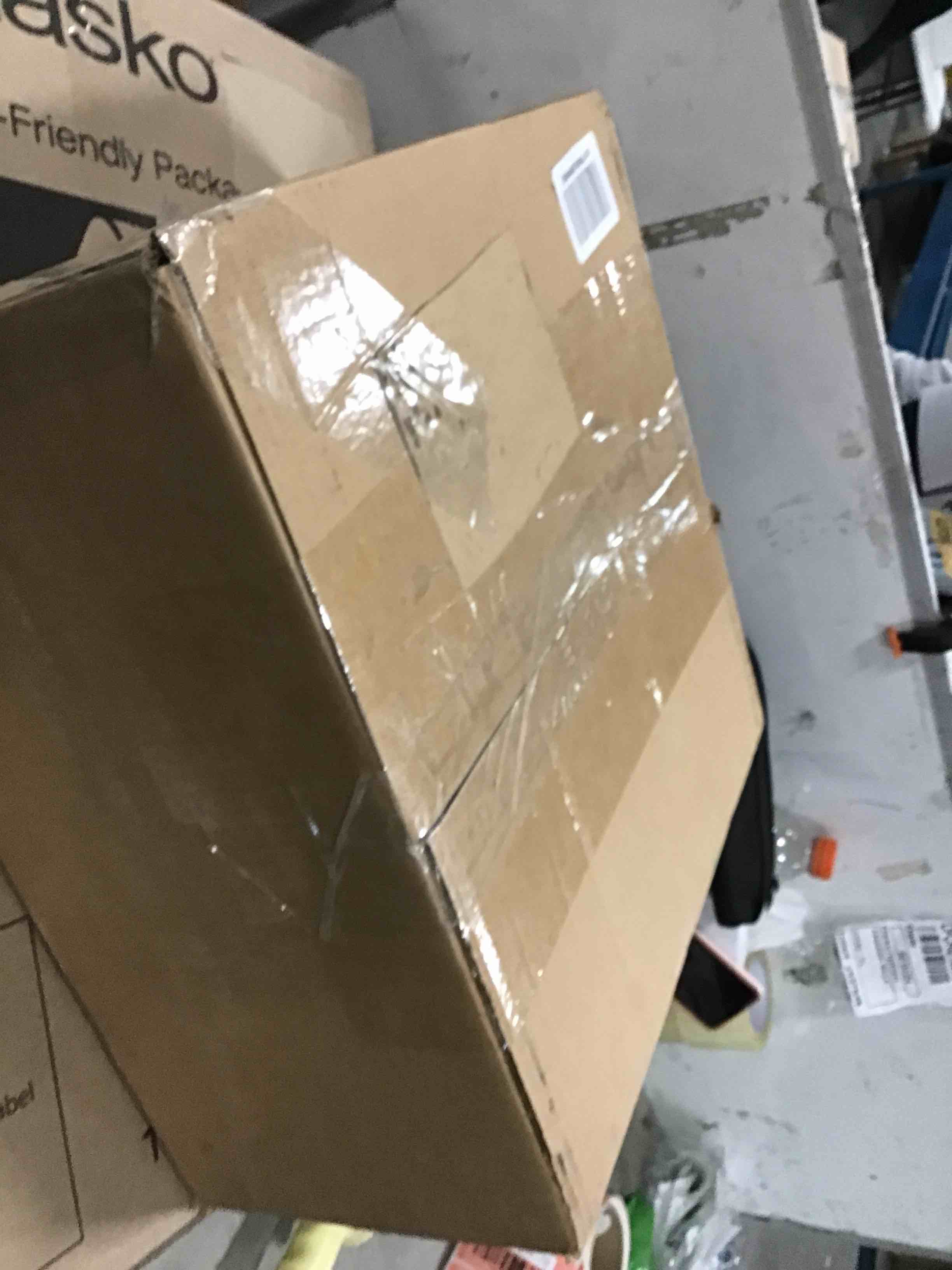 https://s3.amazonaws.com/lotting-images-prod/bidfta/RED5994168_1707742049379.jpeg