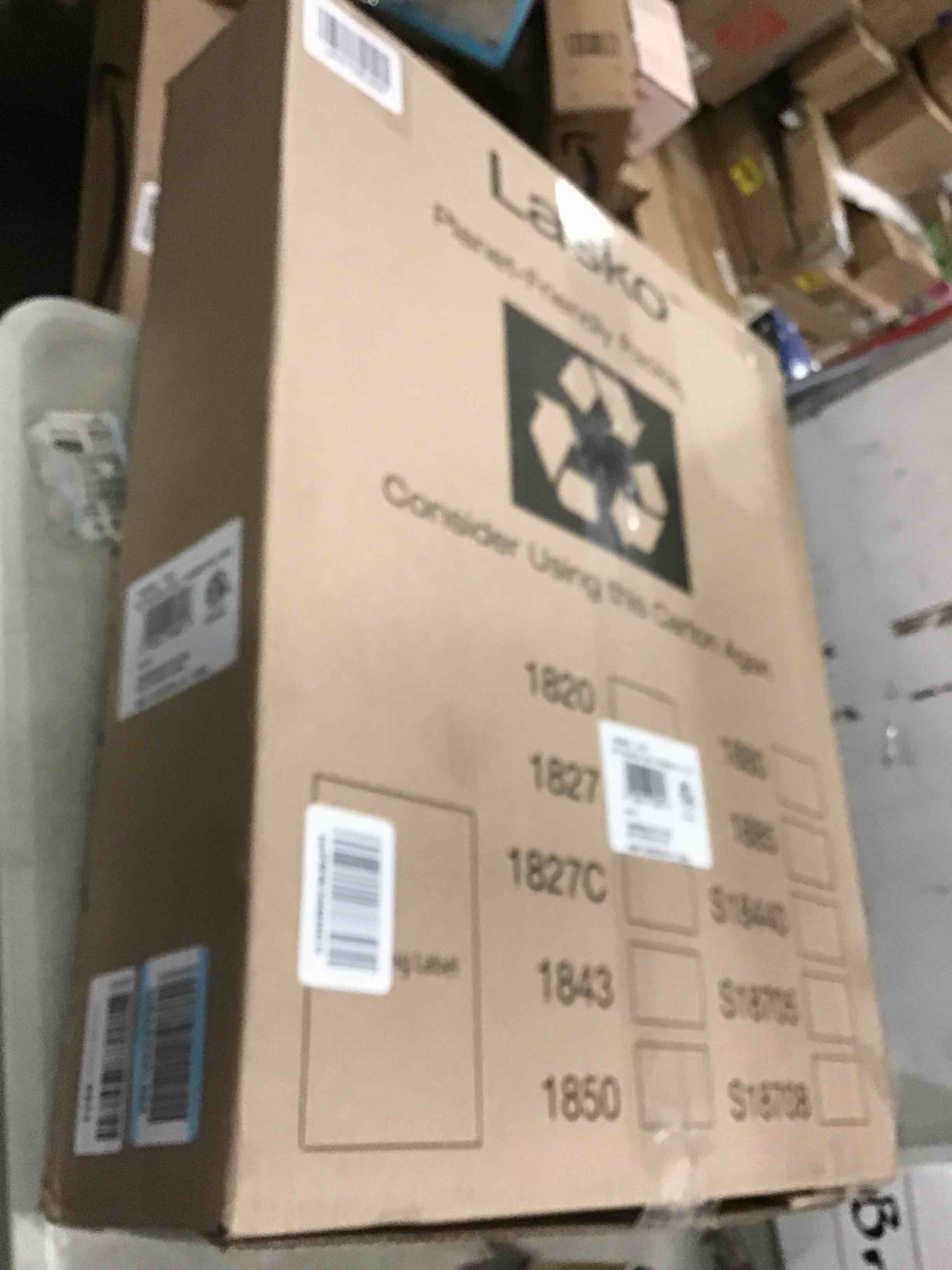 https://s3.amazonaws.com/lotting-images-prod/bidfta/RED5994169_1707742082522.jpeg
