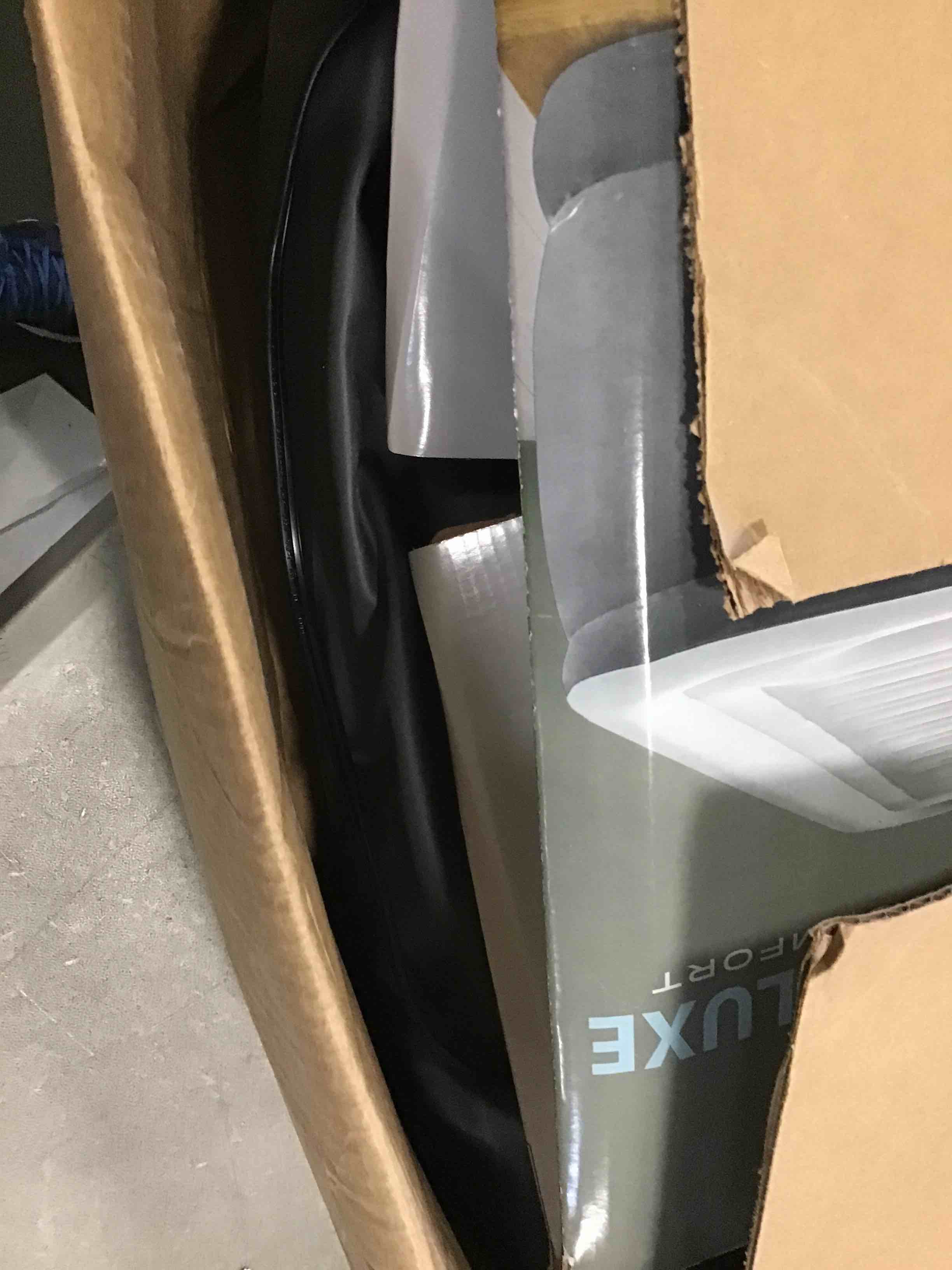 https://s3.amazonaws.com/lotting-images-prod/bidfta/RED5994438_1707763709739.jpeg