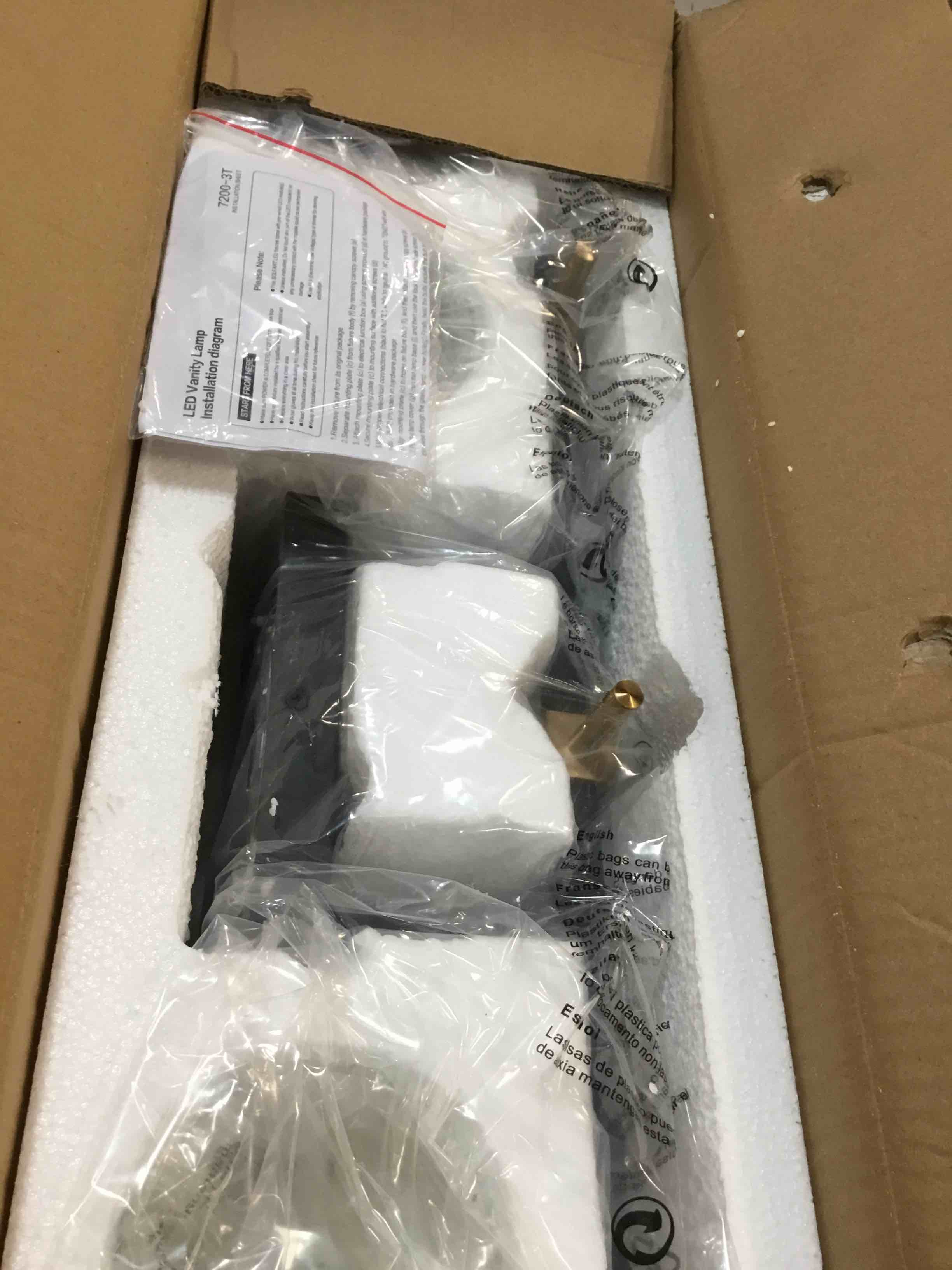 https://s3.amazonaws.com/lotting-images-prod/bidfta/RED5994520_1707402085056.jpeg