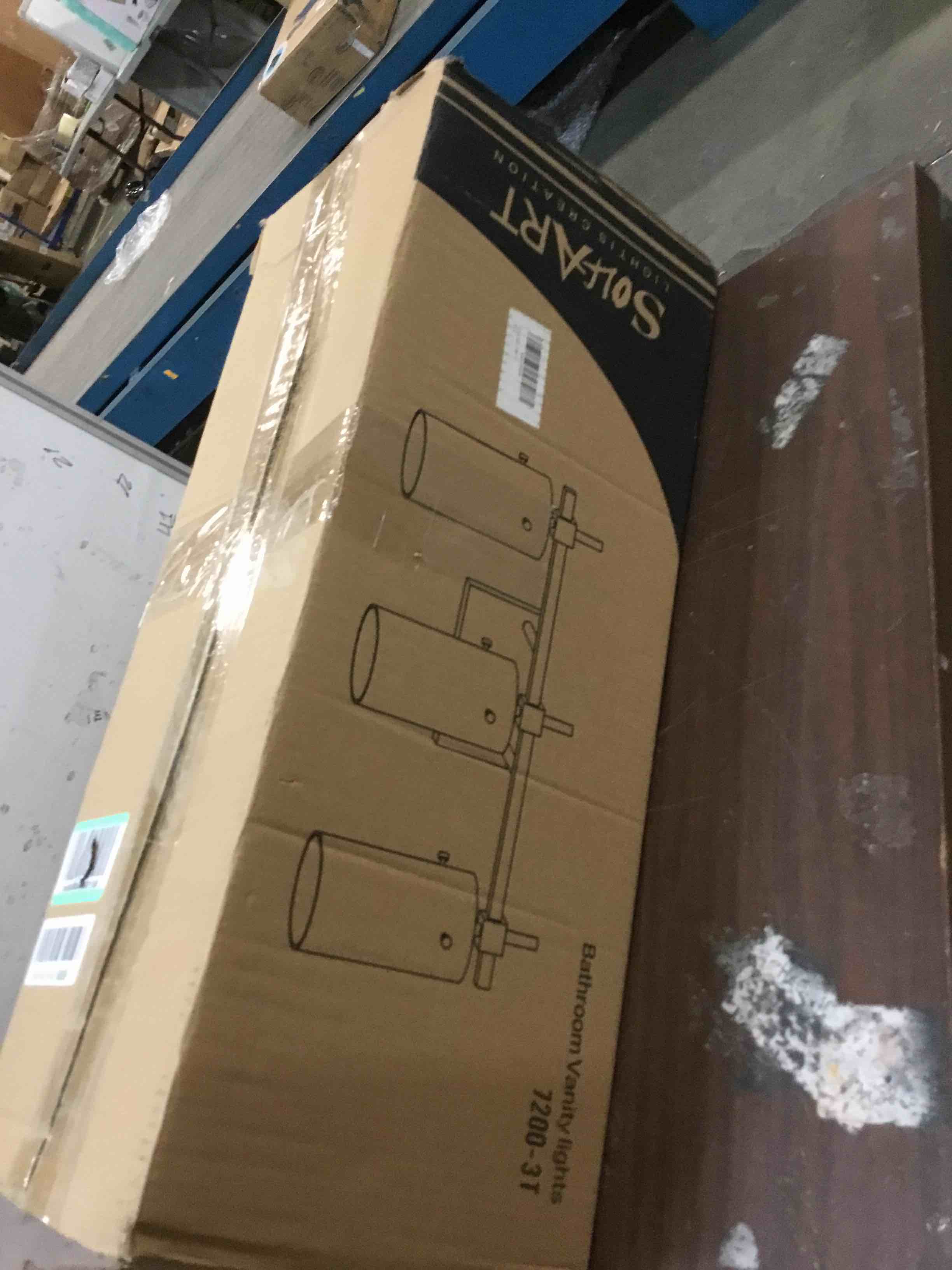 https://s3.amazonaws.com/lotting-images-prod/bidfta/RED5994520_1707402105036.jpeg