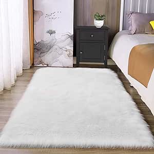 Latepis White Faux Fur Rug 3x5, Faux Sheepskin Rug for Living Room, Fluffy Washable Rug for Bedroom, Dorm, Luxury Room Decor, Furry Rug, Rectangle