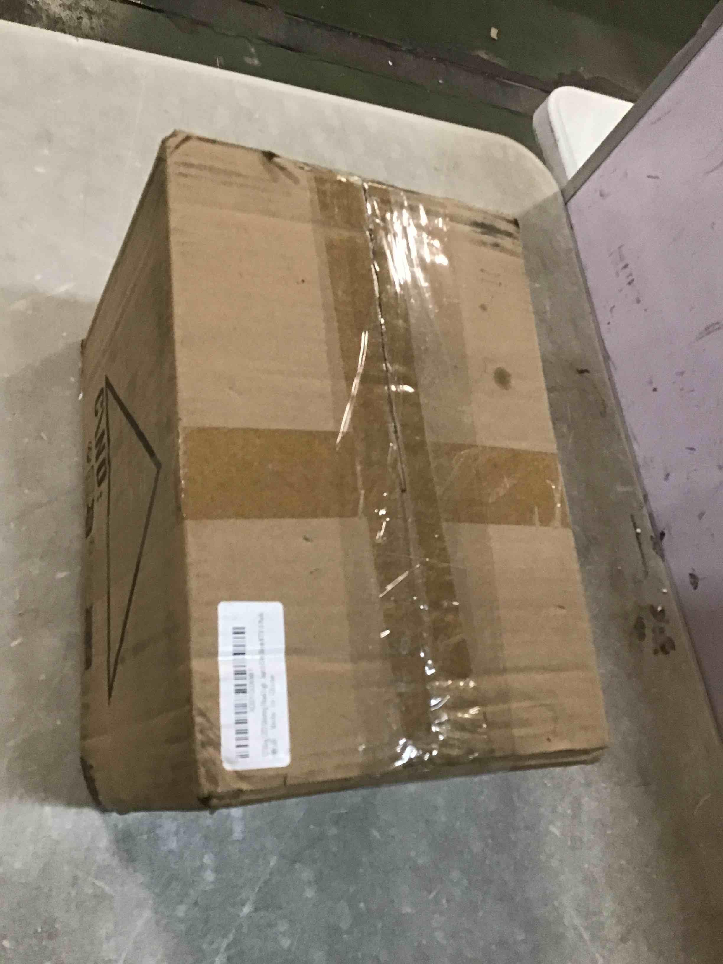 https://s3.amazonaws.com/lotting-images-prod/bidfta/RED5994706_1707481114576.jpeg