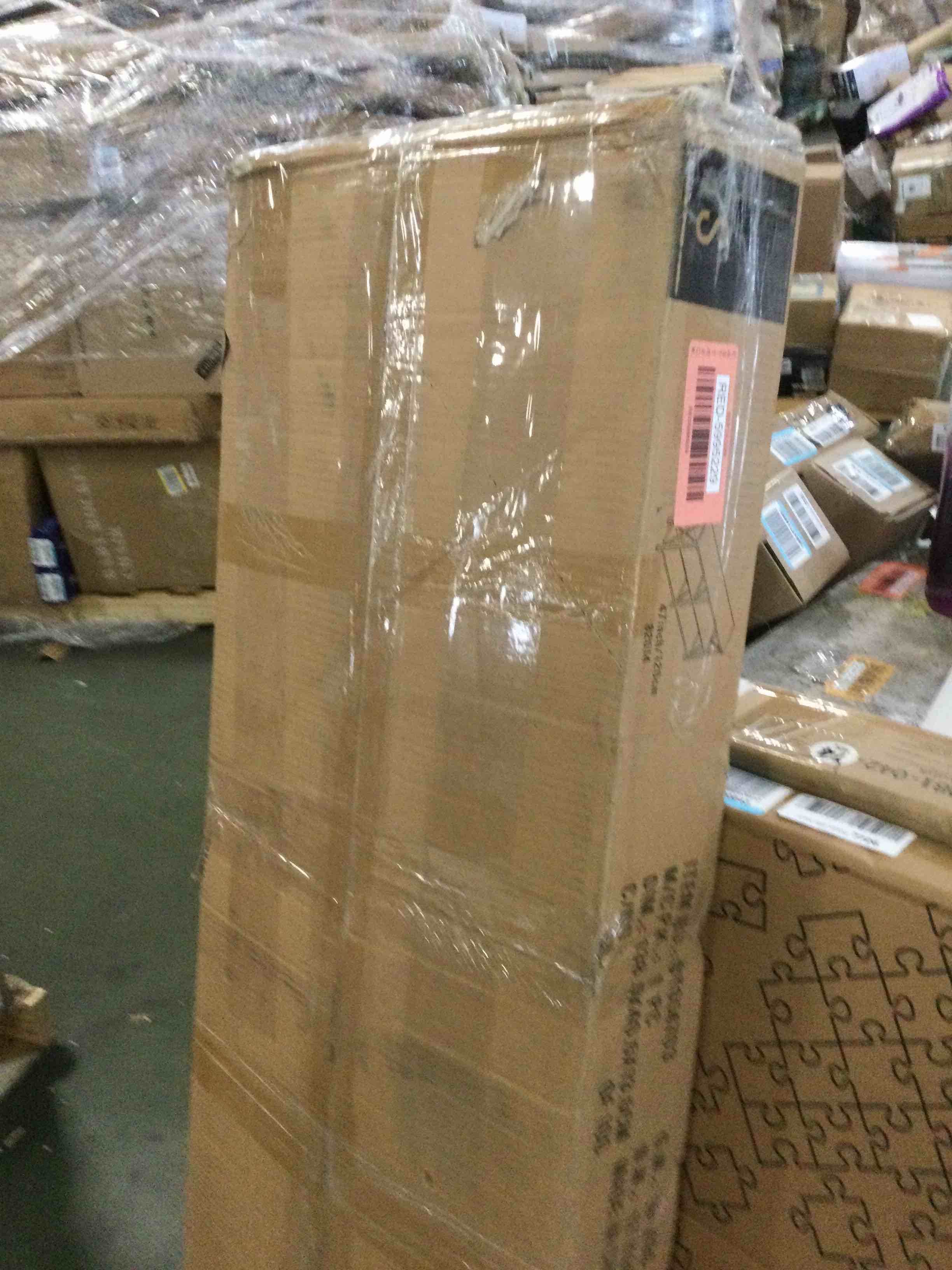 https://s3.amazonaws.com/lotting-images-prod/bidfta/RED5995229_1707920988076.jpeg