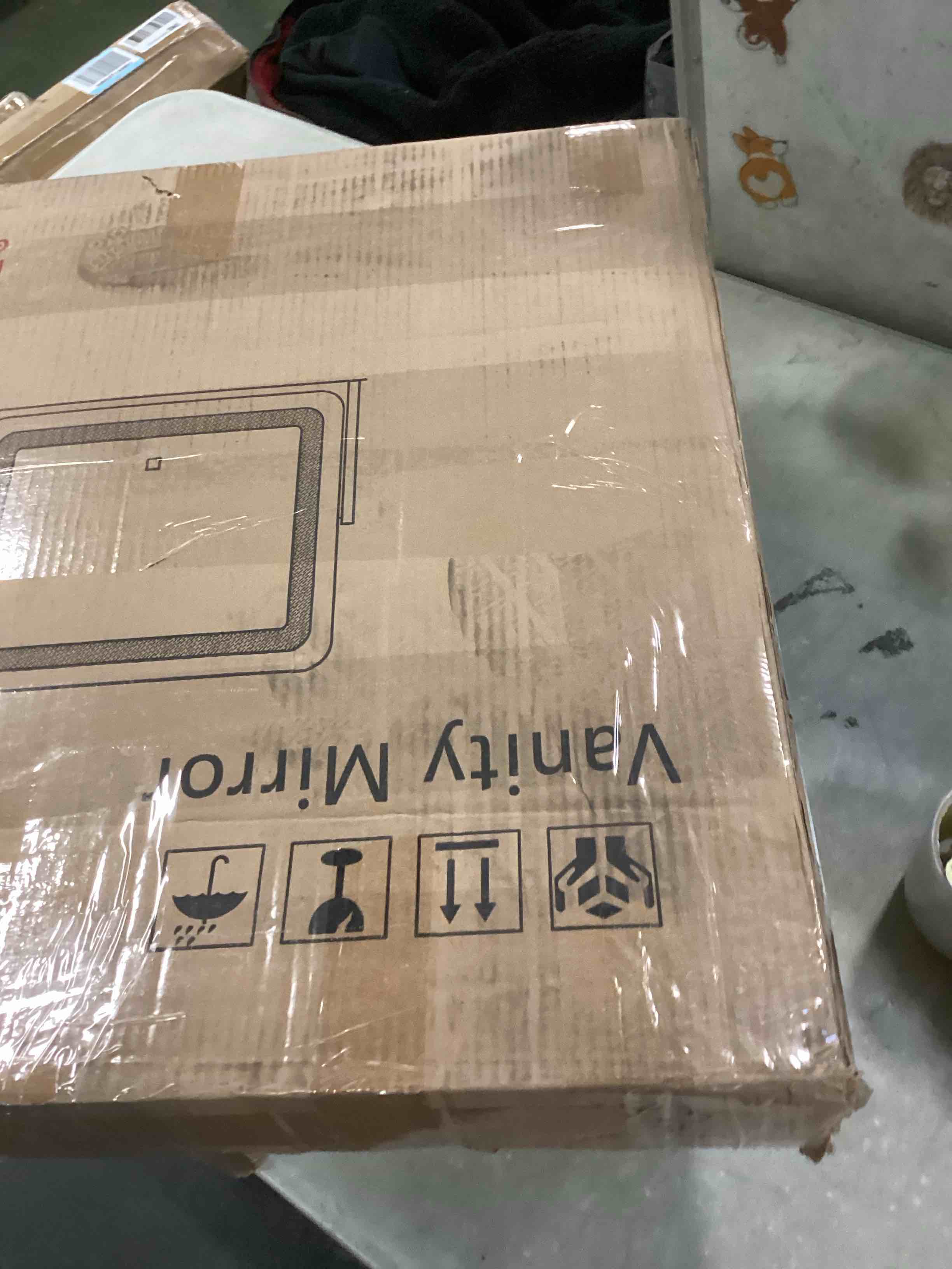 https://s3.amazonaws.com/lotting-images-prod/bidfta/RED5995644_1708181134066.jpeg