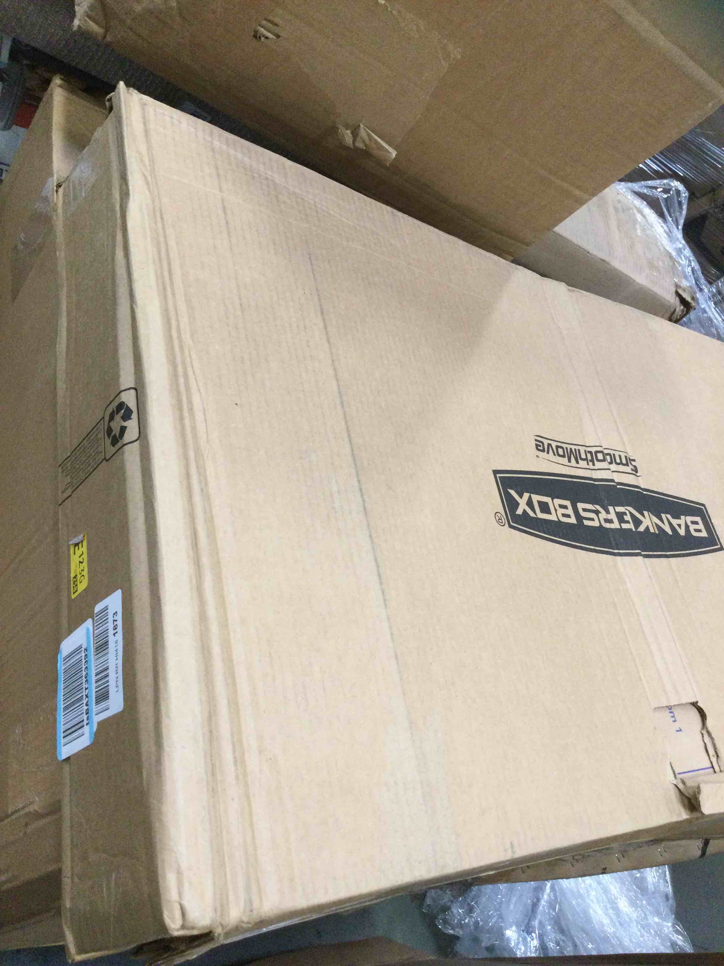 https://s3.amazonaws.com/lotting-images-prod/bidfta/RED5995883_1708353068234.jpeg