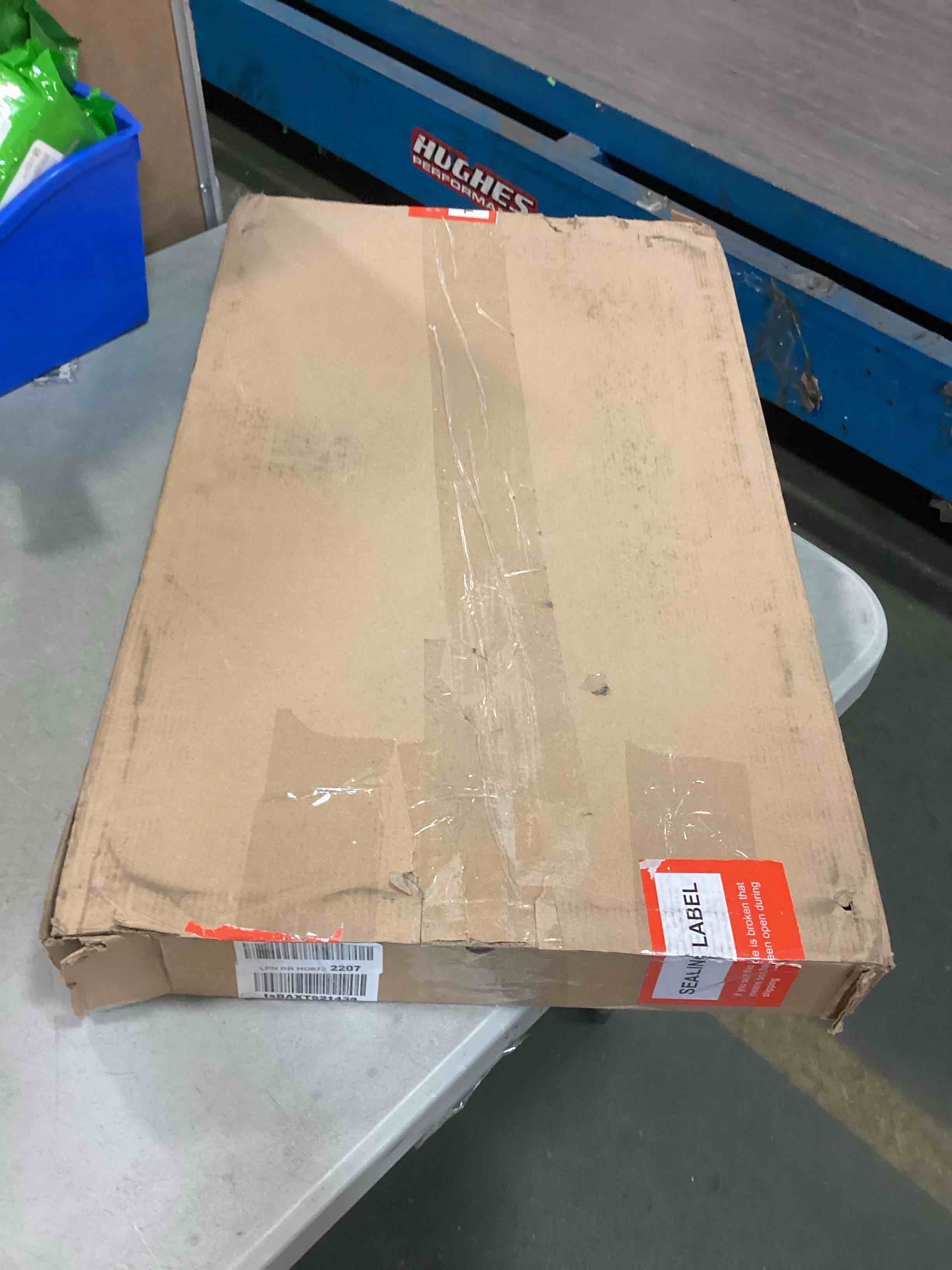 https://s3.amazonaws.com/lotting-images-prod/bidfta/RED5996133_1708176598594.jpeg