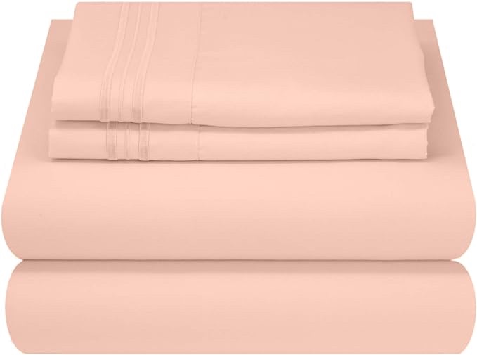 Mezzati Ultra Soft and Lightweight Bed Sheet Set - Brushed Microfiber Bedding for a Comfortable Night's Sleep (Peach, Queen Size)