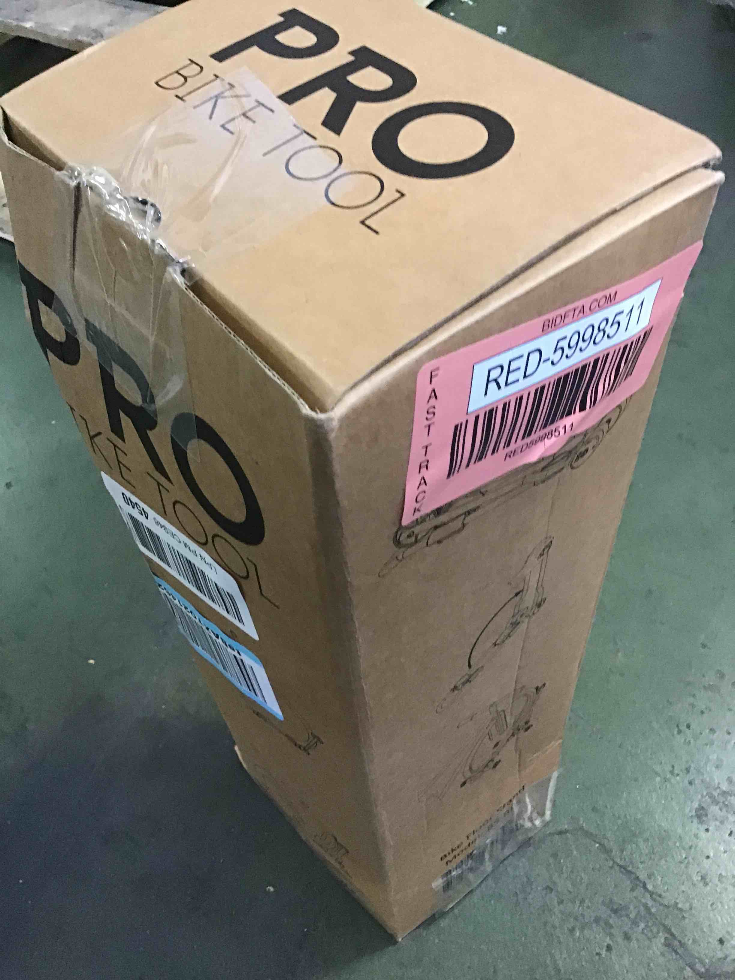 https://s3.amazonaws.com/lotting-images-prod/bidfta/RED5998511_1708365590396.jpeg