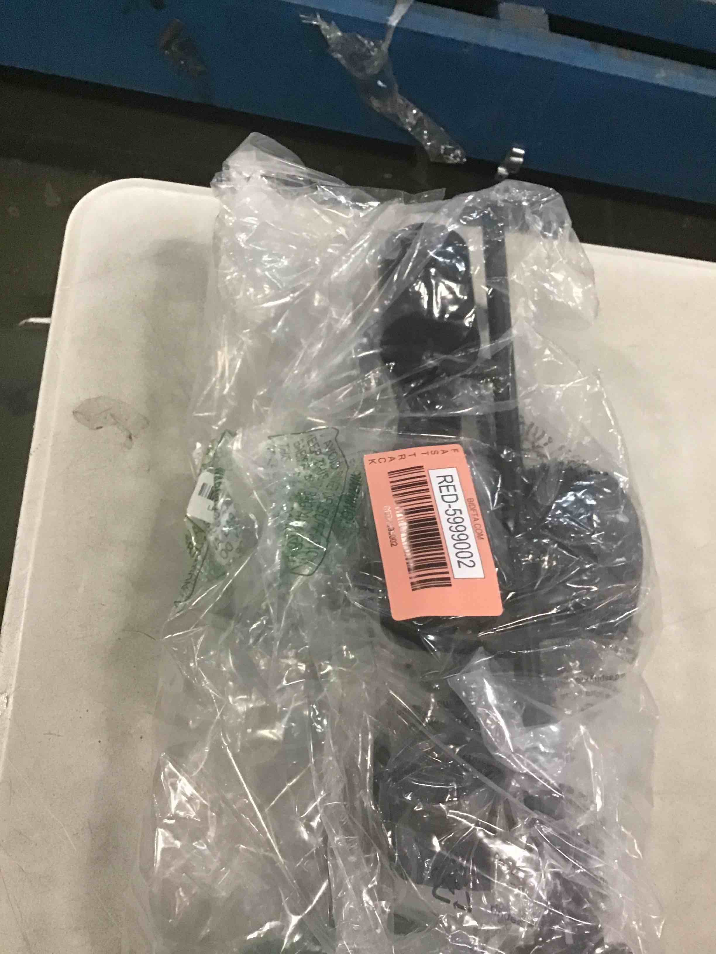 https://s3.amazonaws.com/lotting-images-prod/bidfta/RED5999002_1708017459079.jpeg