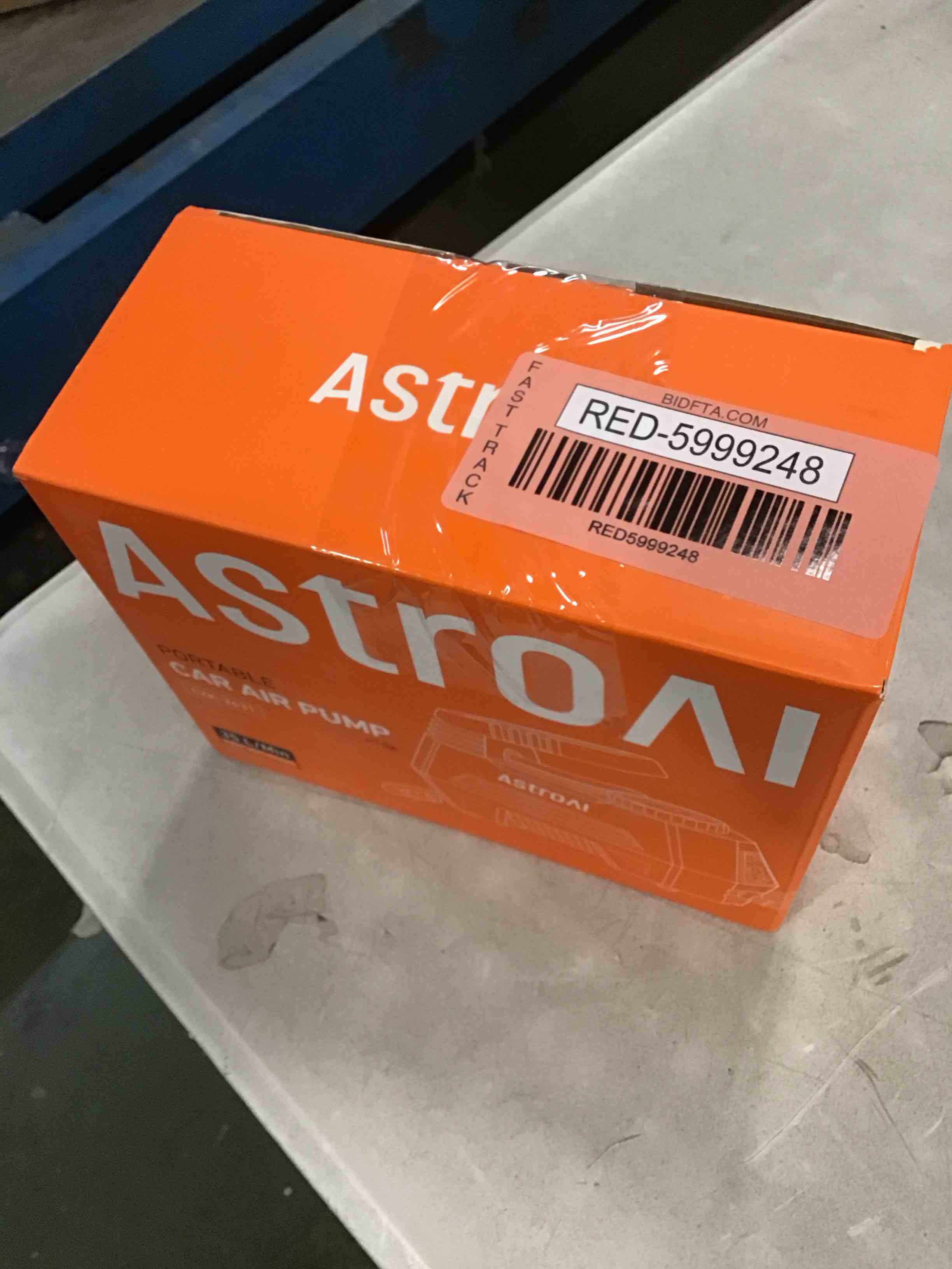 https://s3.amazonaws.com/lotting-images-prod/bidfta/RED5999248_1708113389750.jpeg