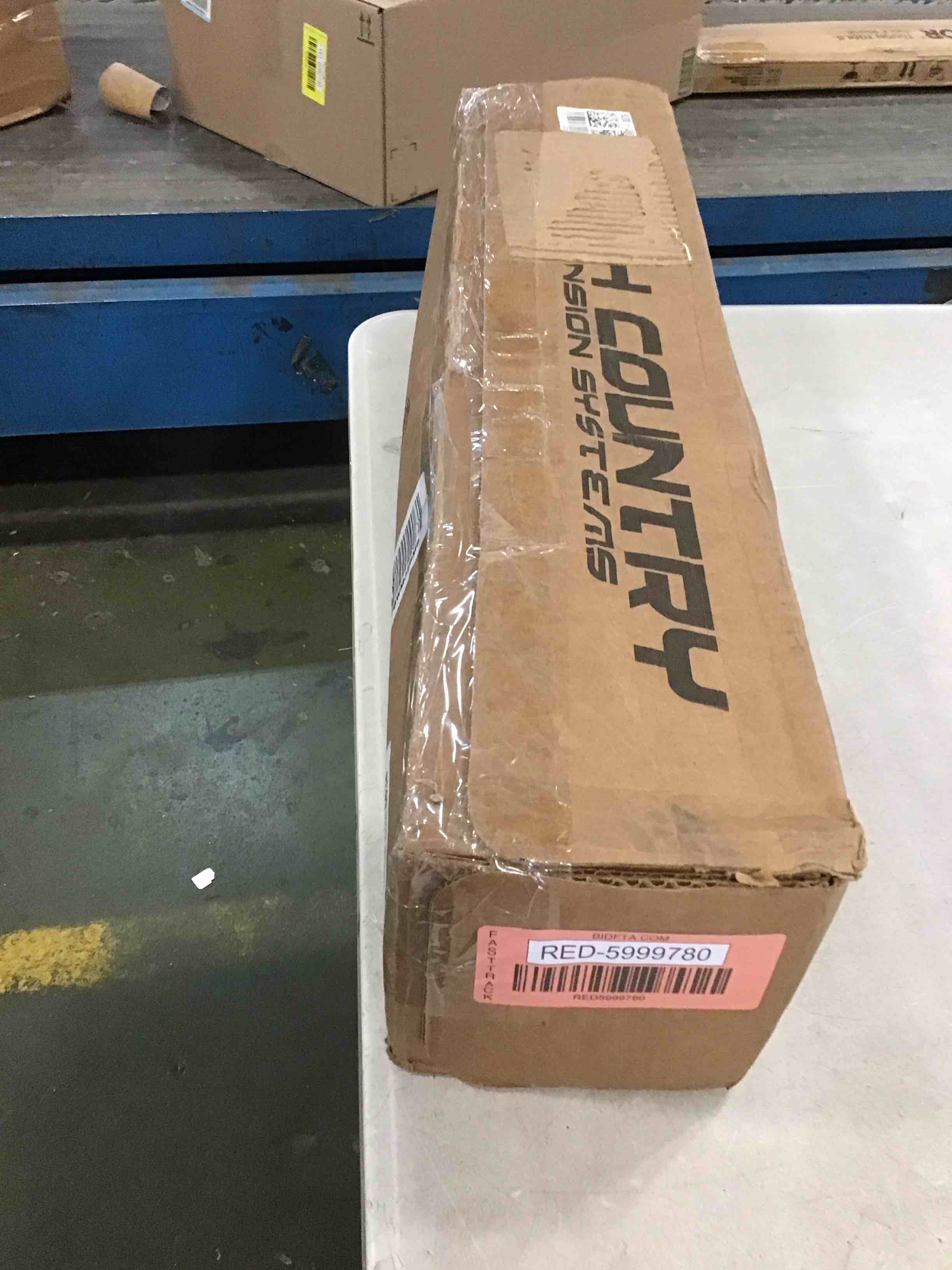 https://s3.amazonaws.com/lotting-images-prod/bidfta/RED5999780_1708454906819.jpeg