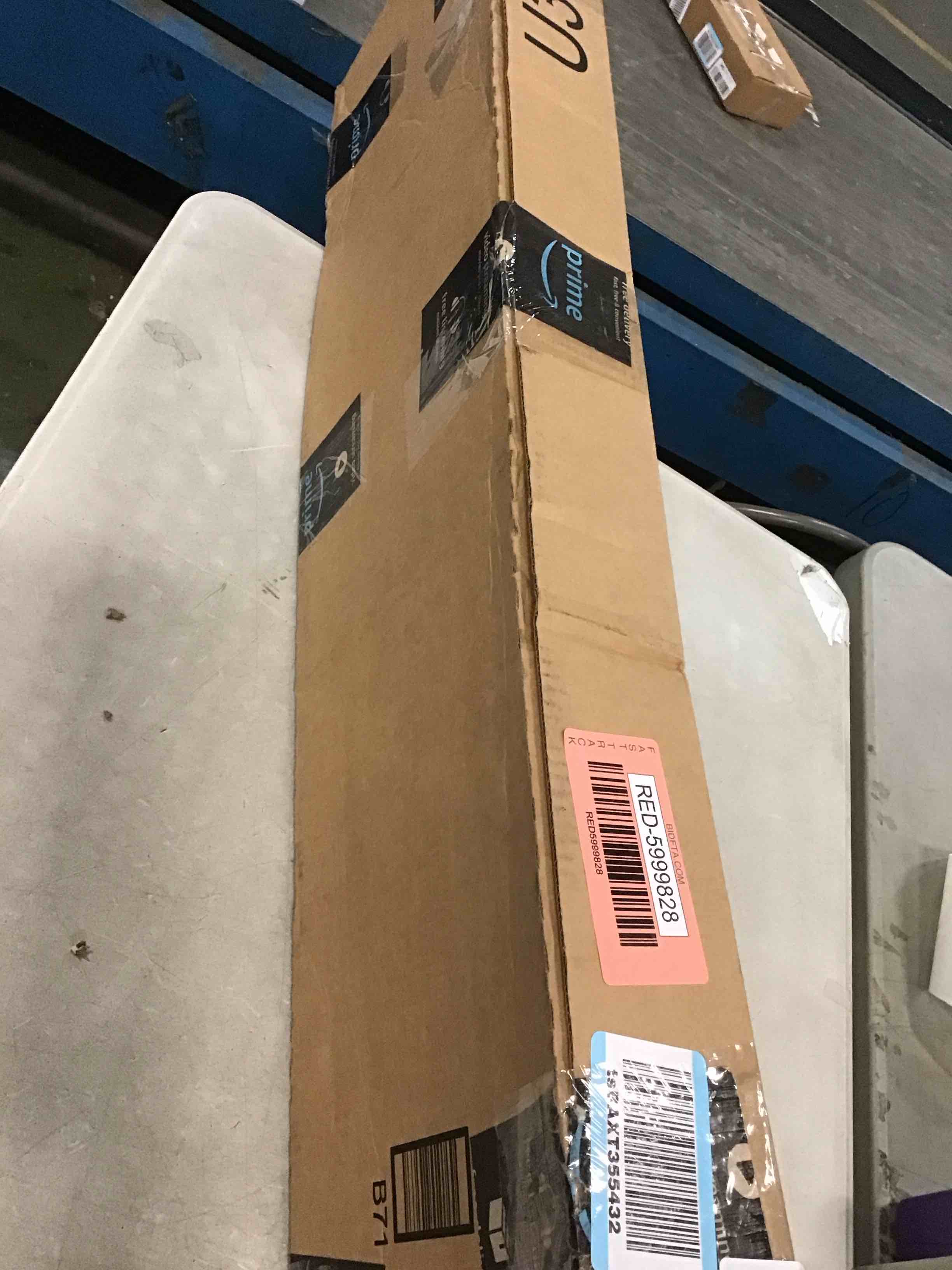 https://s3.amazonaws.com/lotting-images-prod/bidfta/RED5999828_1708463133653.jpeg