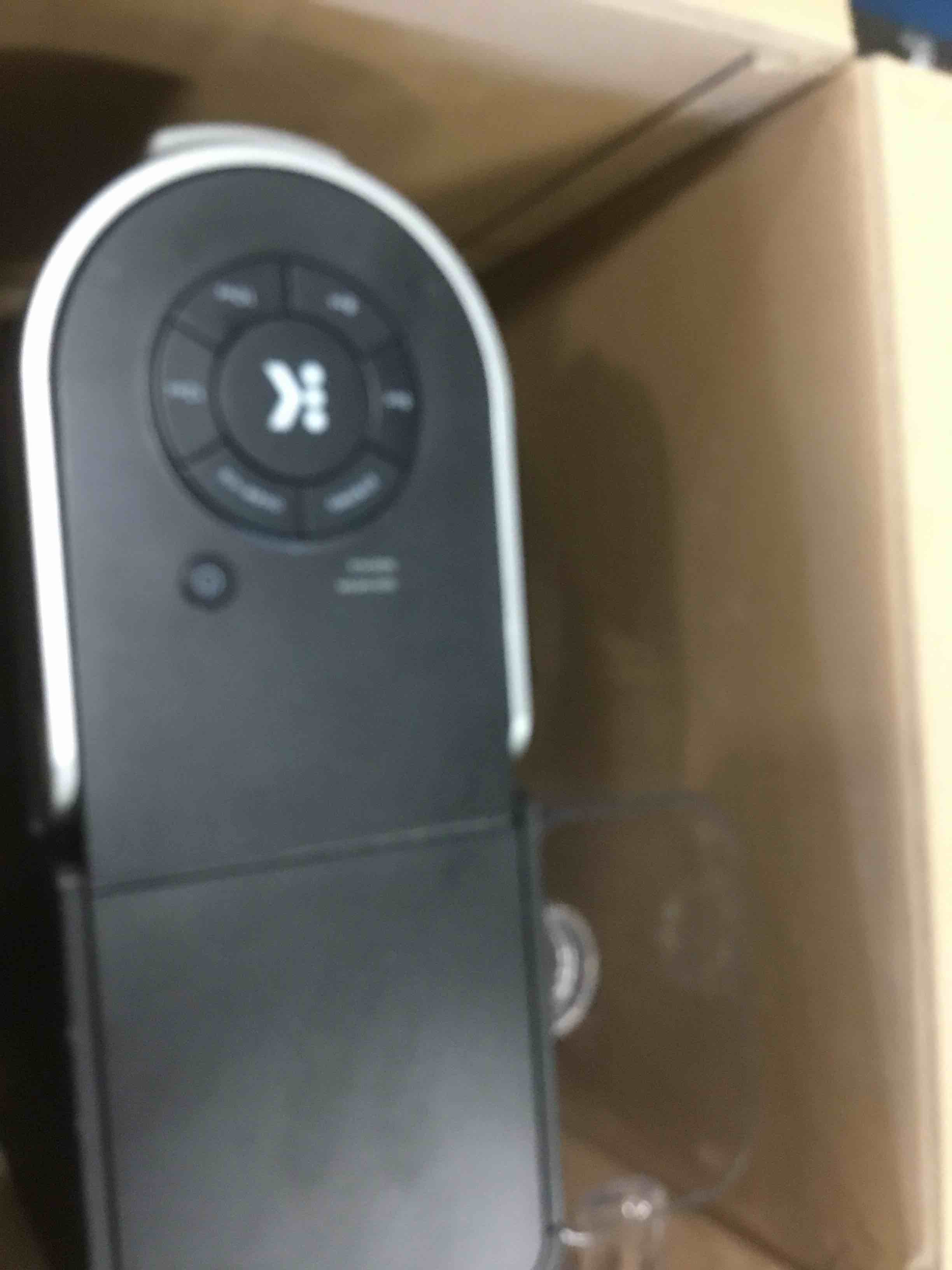 https://s3.amazonaws.com/lotting-images-prod/bidfta/RED5999930_1708532034193.jpeg