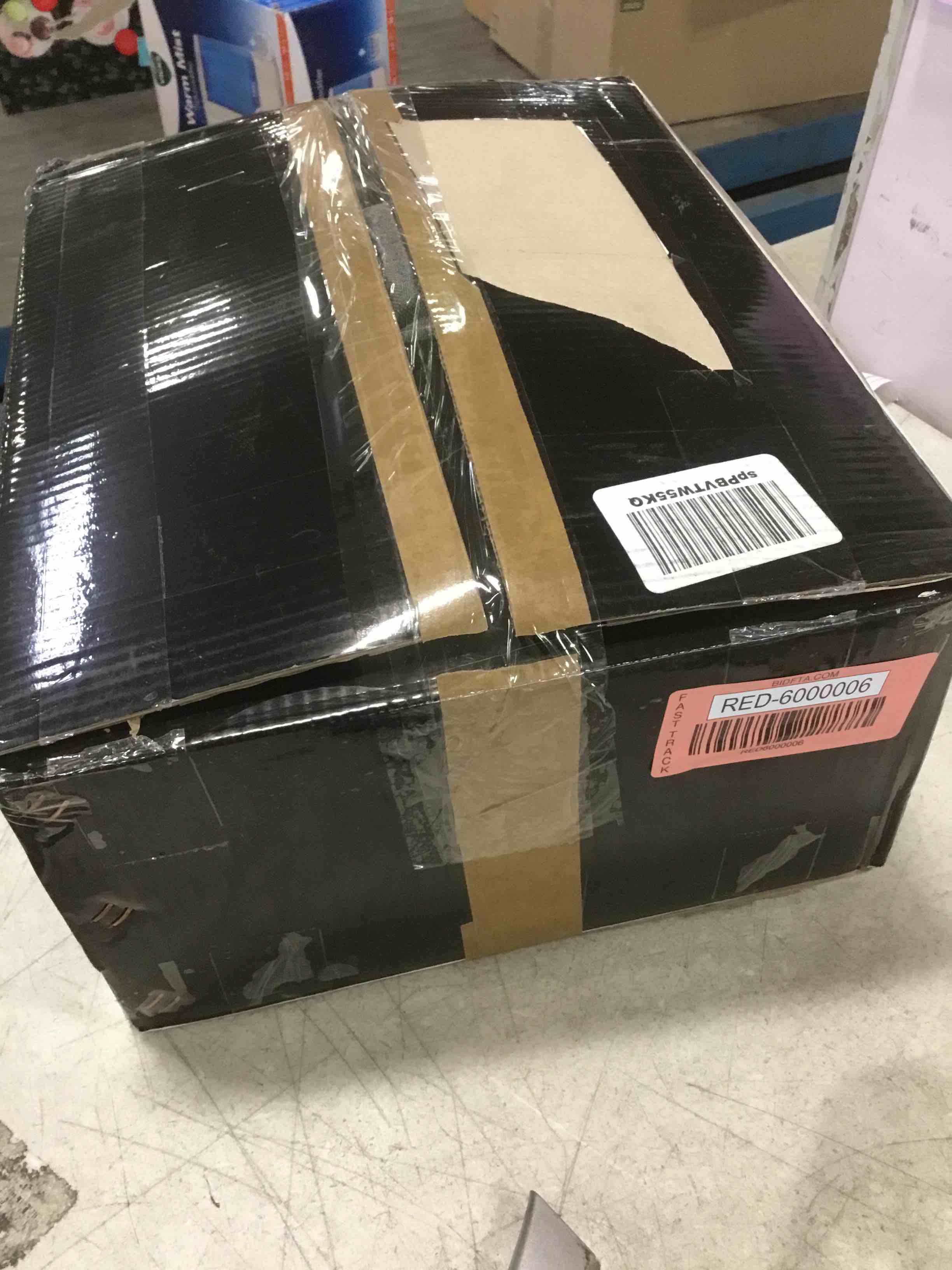 https://s3.amazonaws.com/lotting-images-prod/bidfta/RED6000006_1708548978755.jpeg