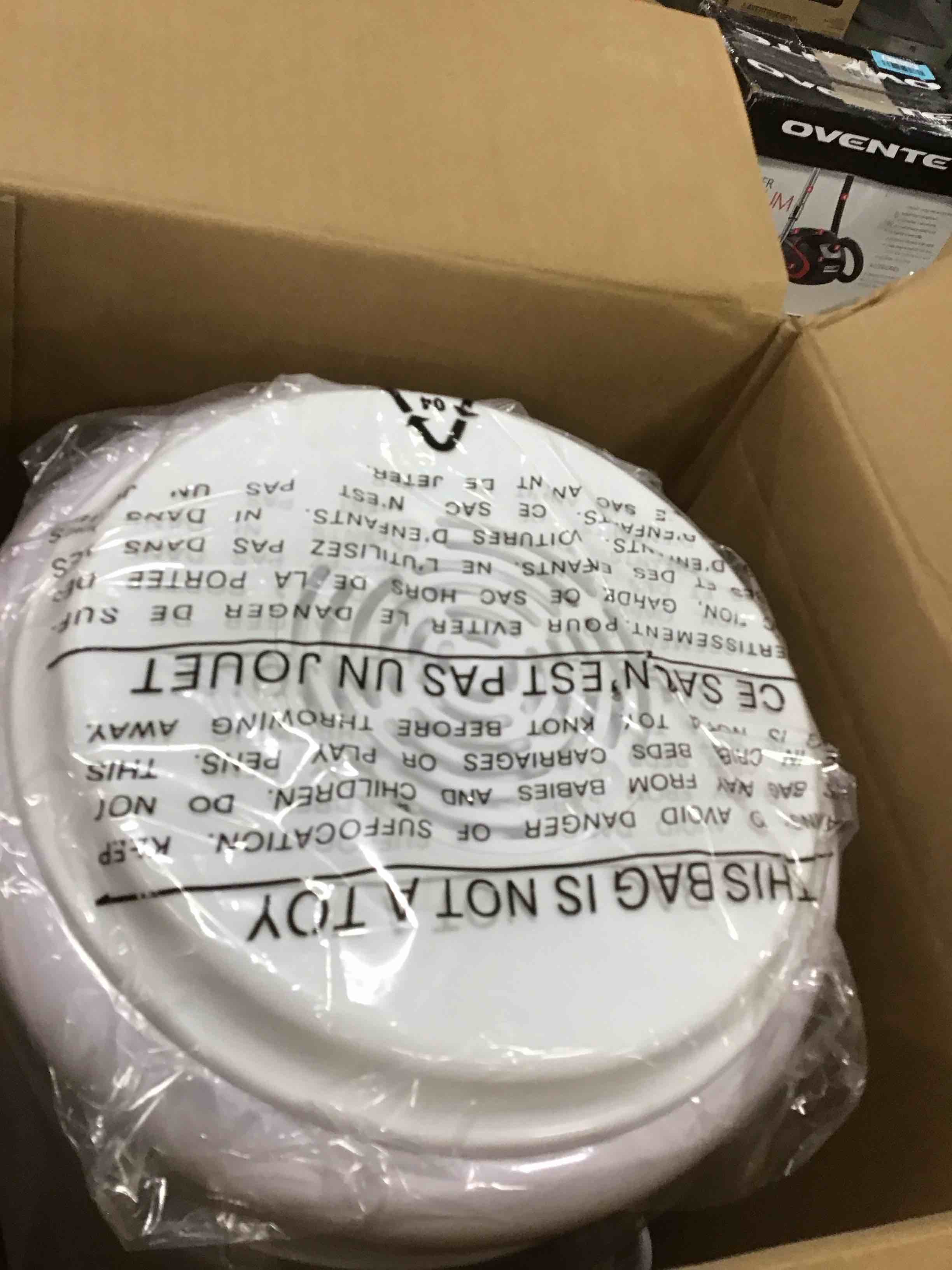 https://s3.amazonaws.com/lotting-images-prod/bidfta/RED6000426_1708783585021.jpeg