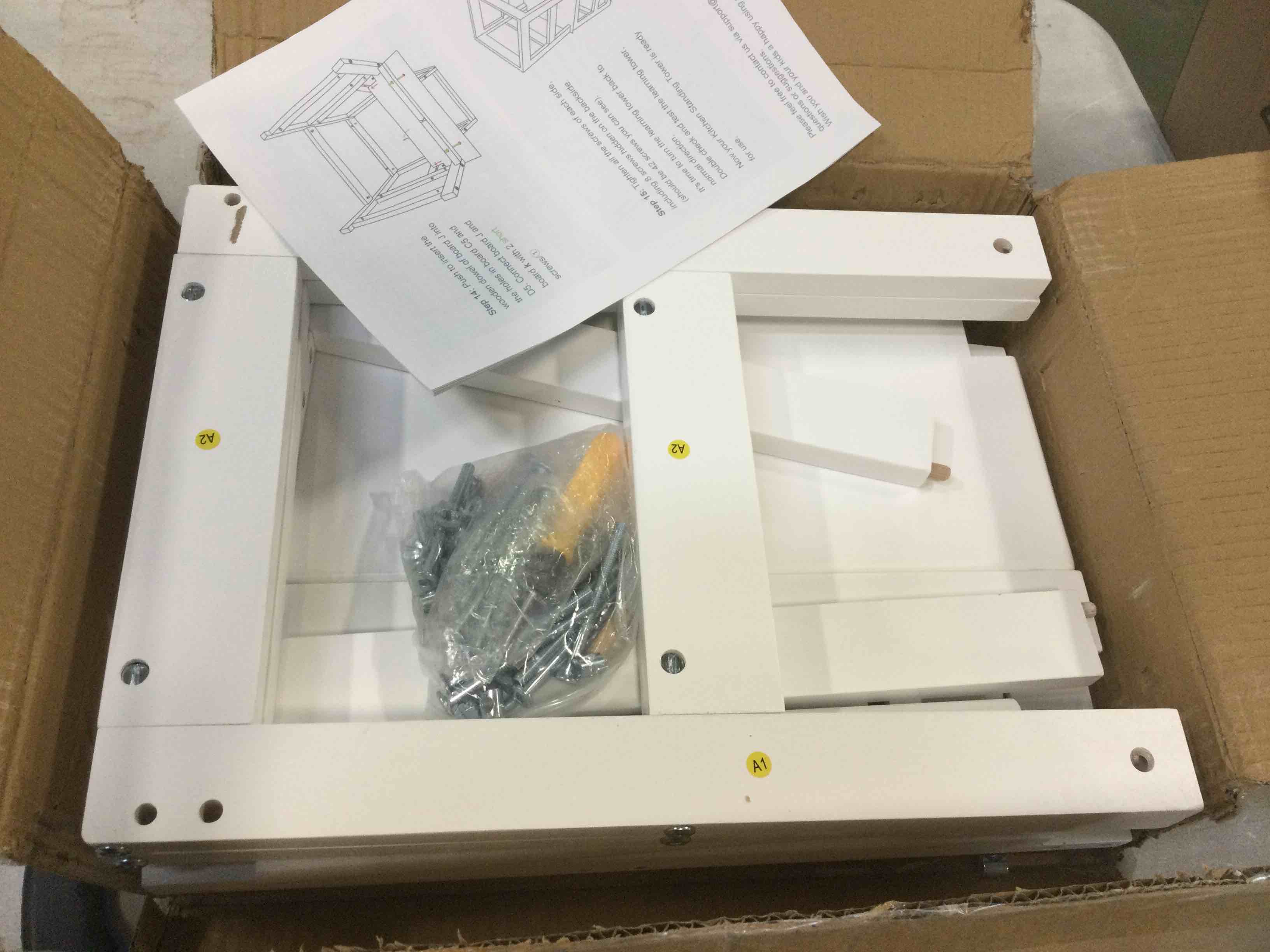 https://s3.amazonaws.com/lotting-images-prod/bidfta/RED6002038_1708190910127.jpeg