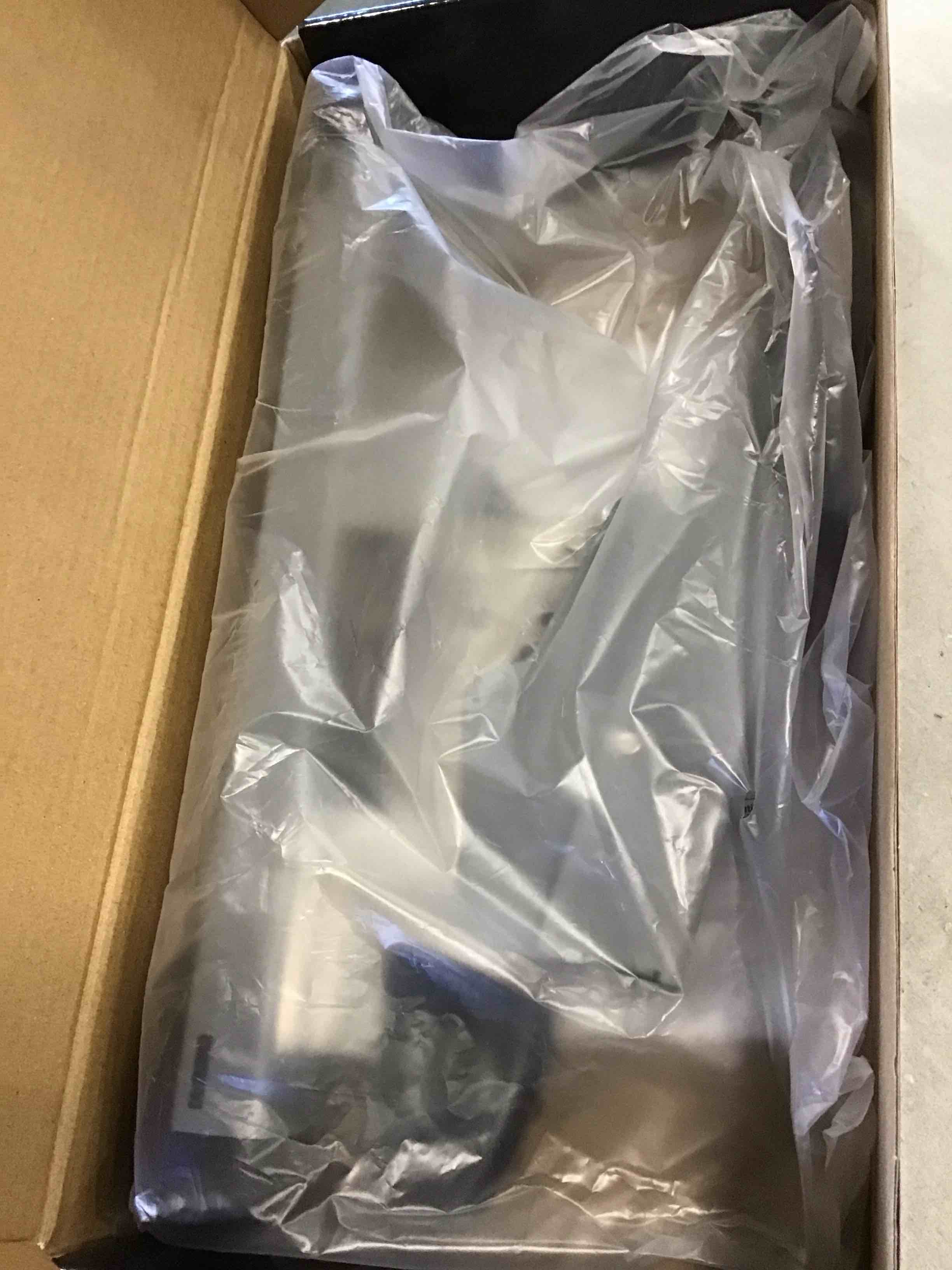 https://s3.amazonaws.com/lotting-images-prod/bidfta/RED6002344_1708453619313.jpeg