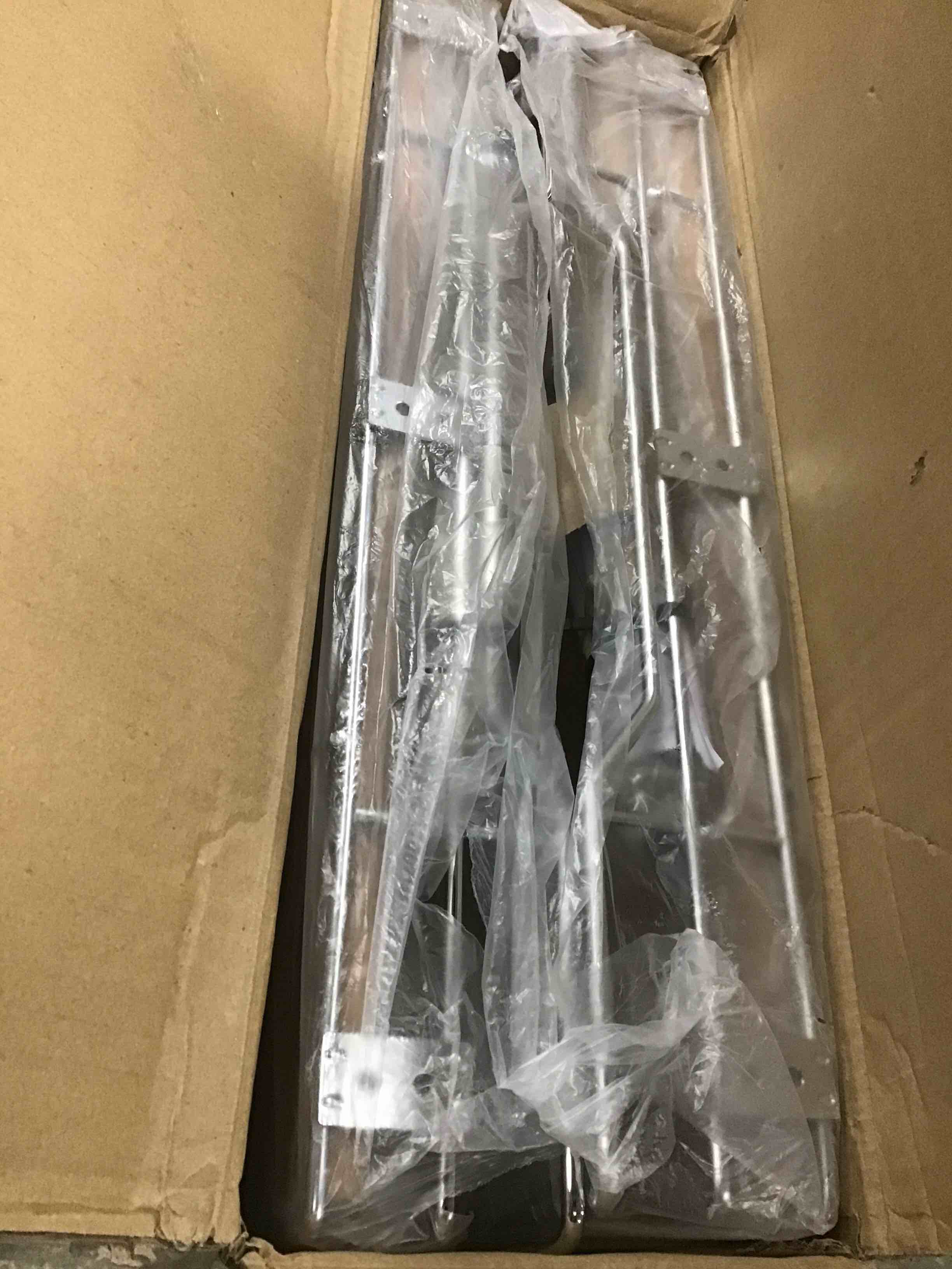 https://s3.amazonaws.com/lotting-images-prod/bidfta/RED6002832_1708782380621.jpeg