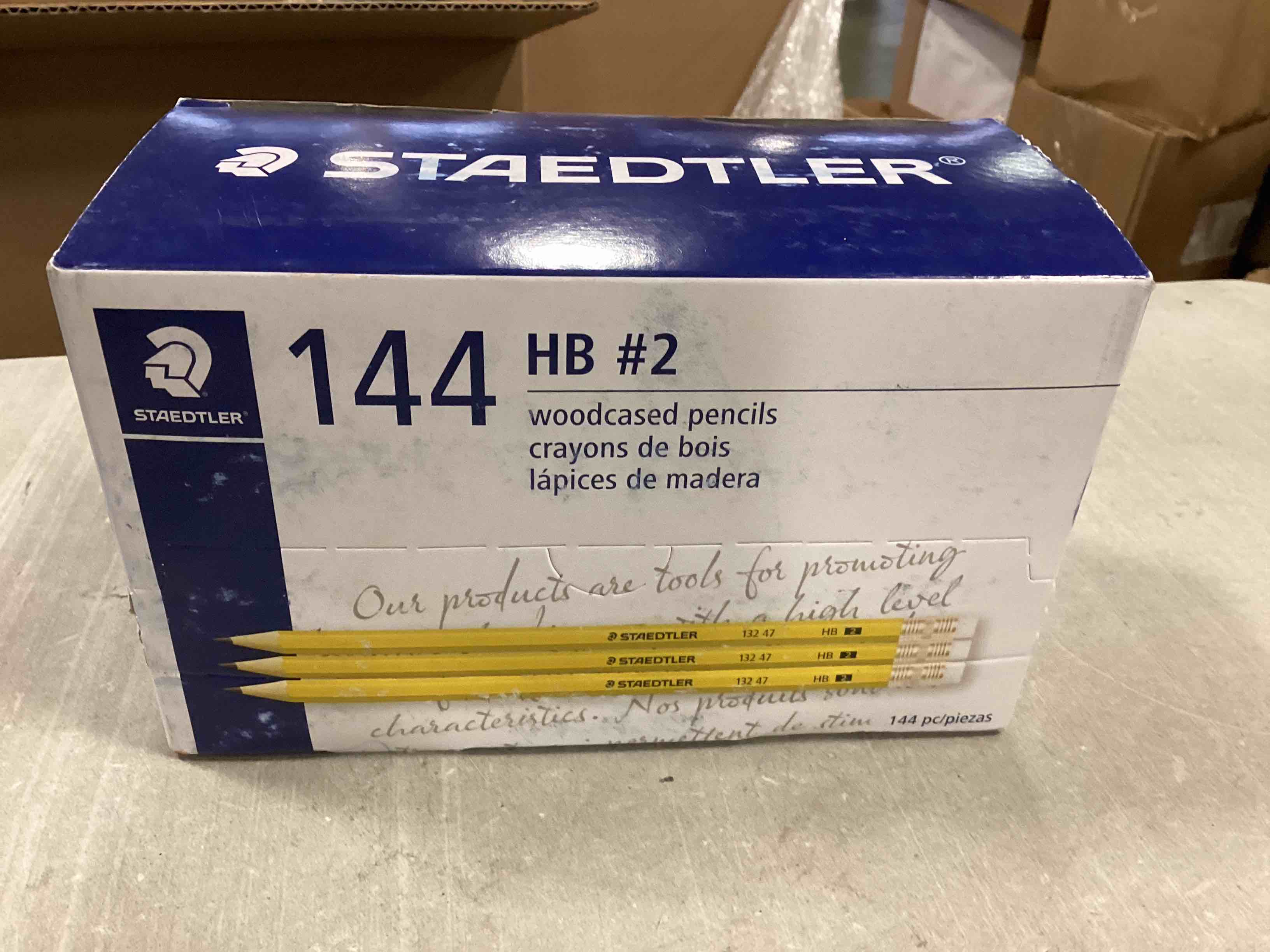 https://s3.amazonaws.com/lotting-images-prod/bidfta/RED6003277_1709065962513.jpeg