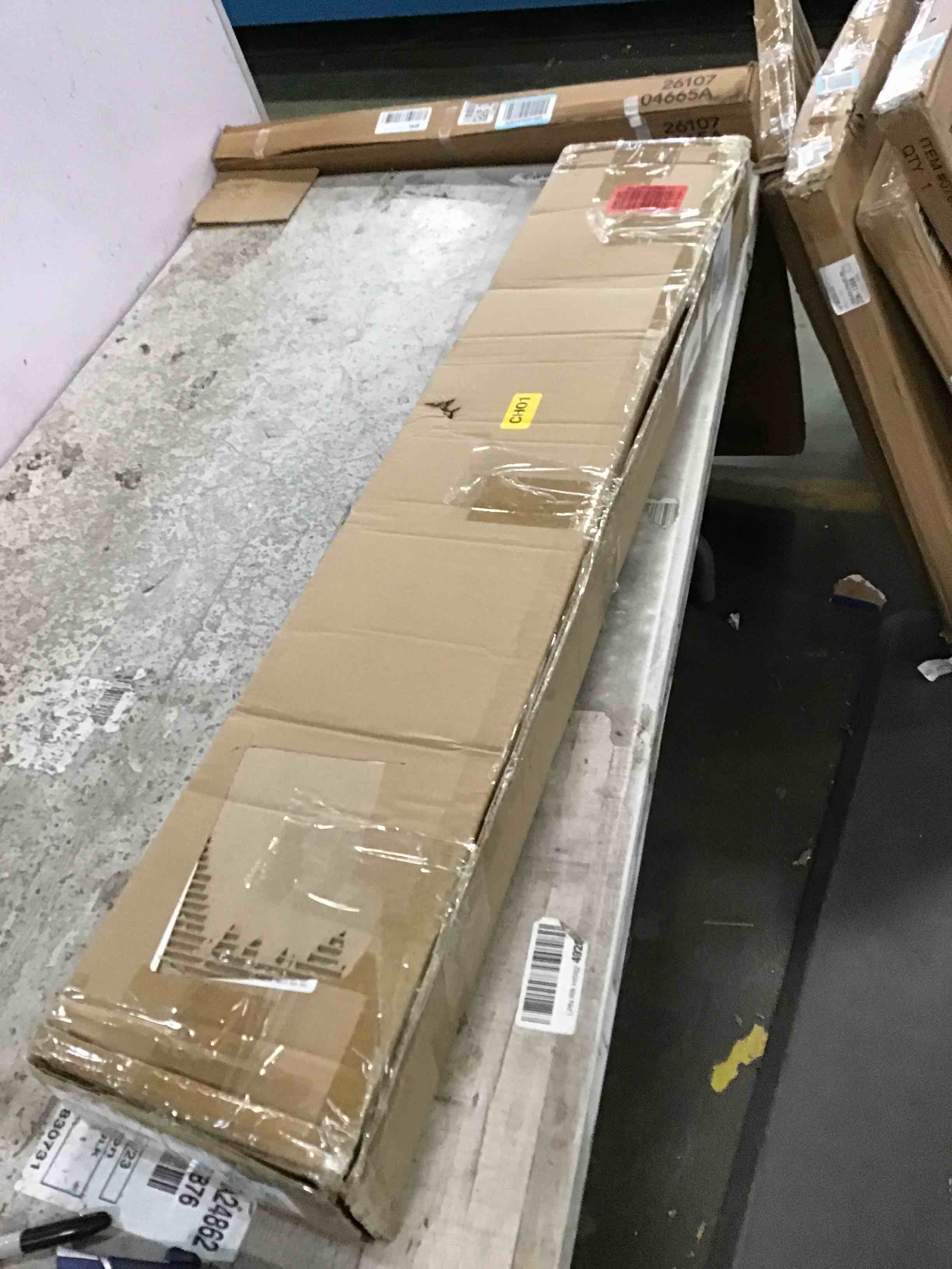 https://s3.amazonaws.com/lotting-images-prod/bidfta/RED6005310_1708016982868.jpeg