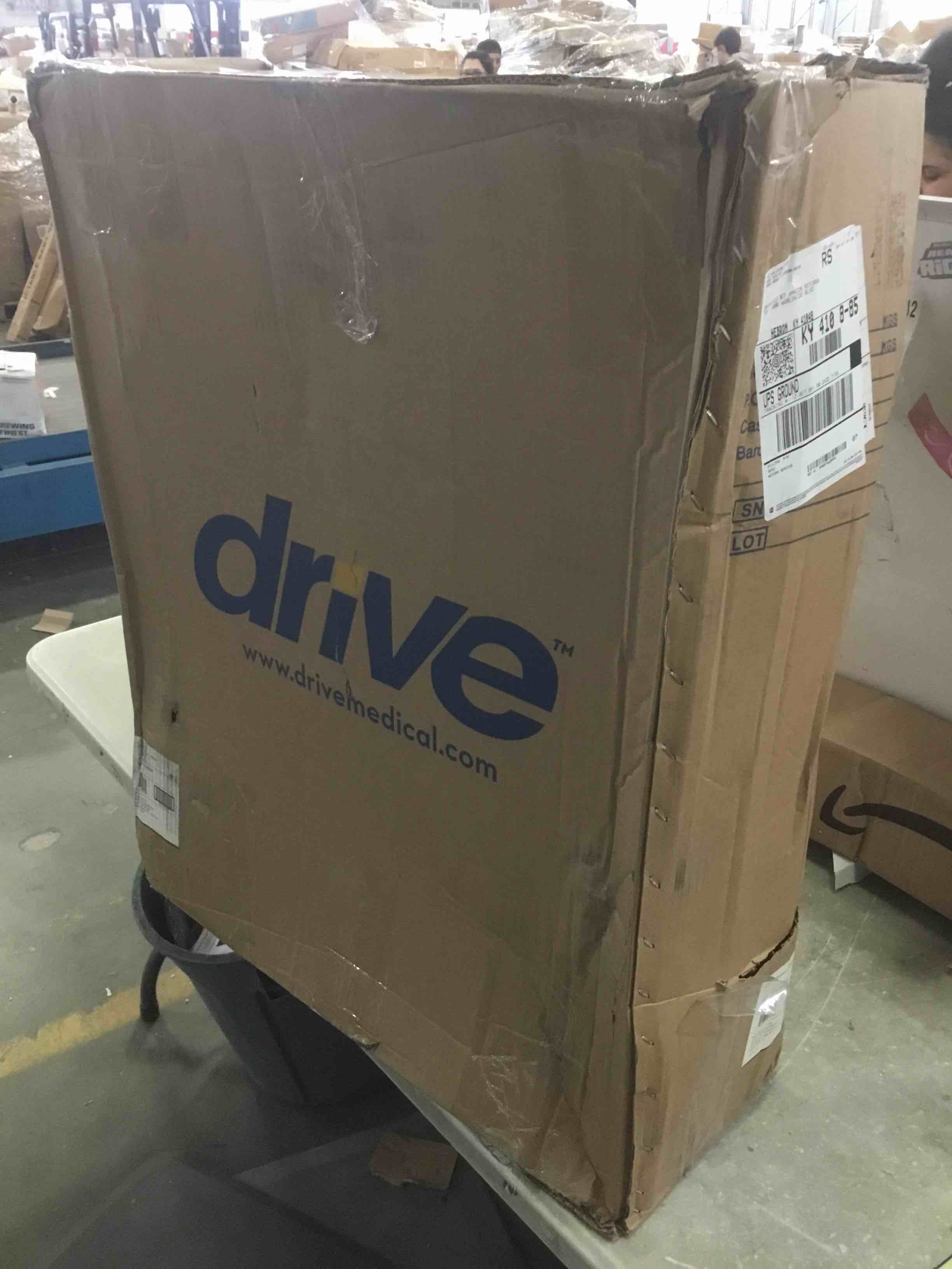 https://s3.amazonaws.com/lotting-images-prod/bidfta/RED6005443_1708098109572.jpeg
