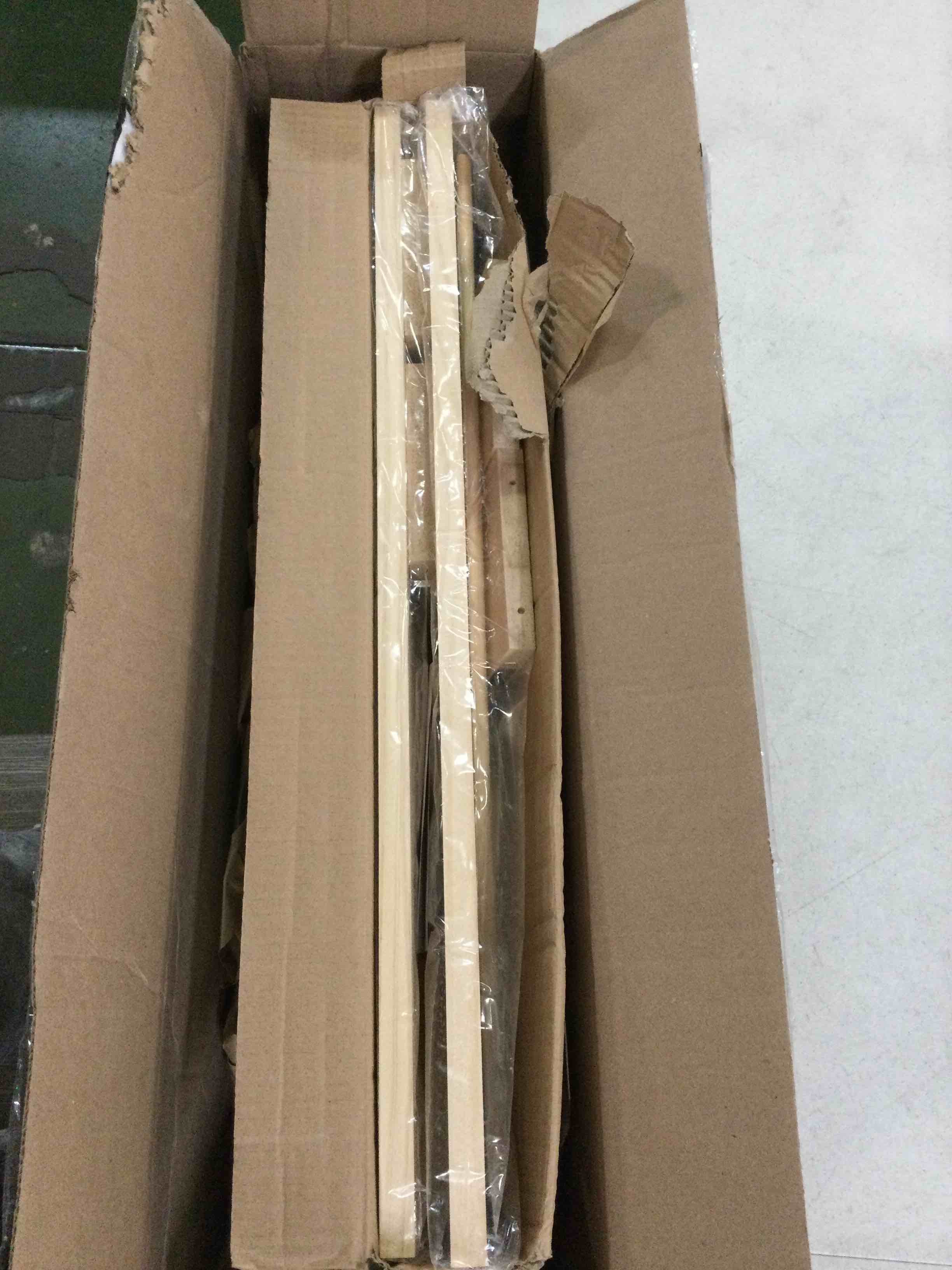 https://s3.amazonaws.com/lotting-images-prod/bidfta/RED6006240_1709051303446.jpeg