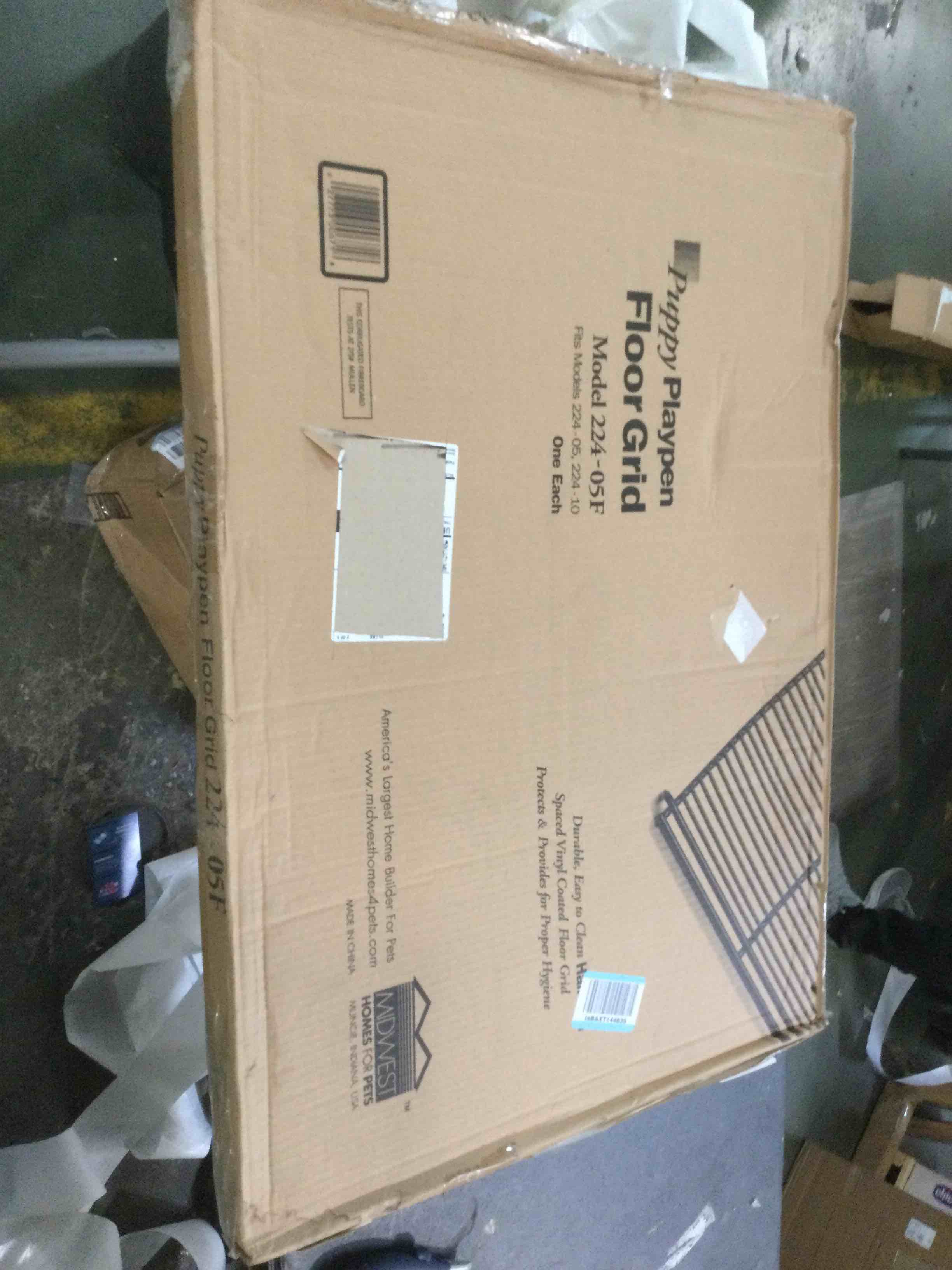 https://s3.amazonaws.com/lotting-images-prod/bidfta/RED6006644_1708013141164.jpeg