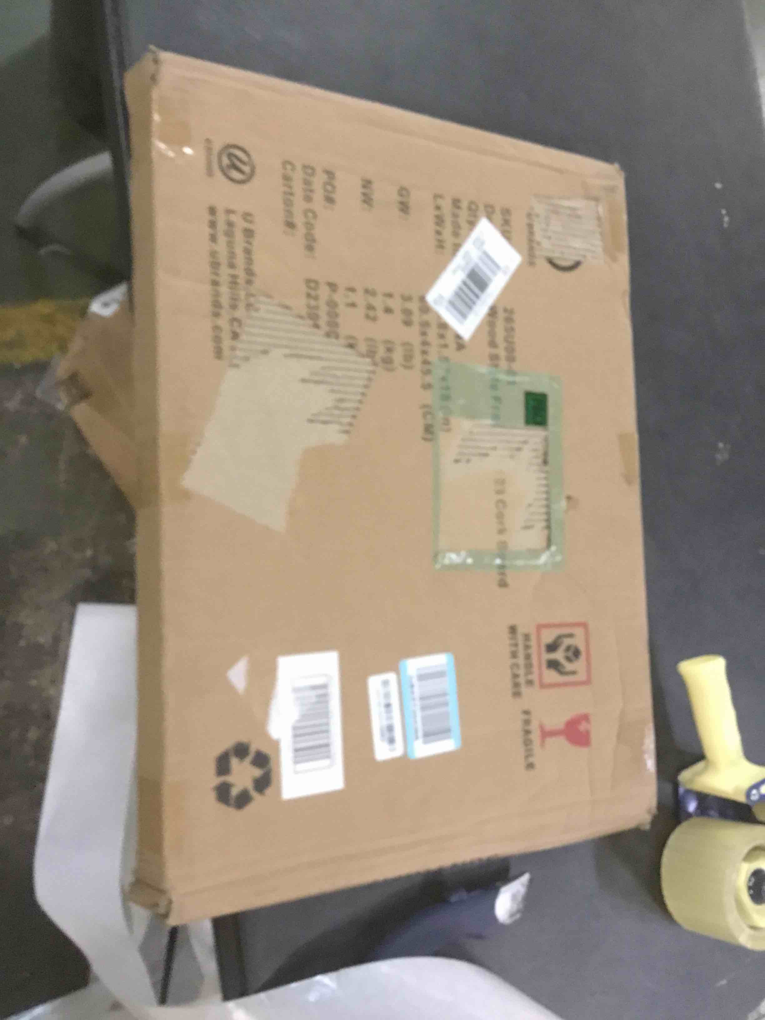 https://s3.amazonaws.com/lotting-images-prod/bidfta/RED6006717_1708023806529.jpeg